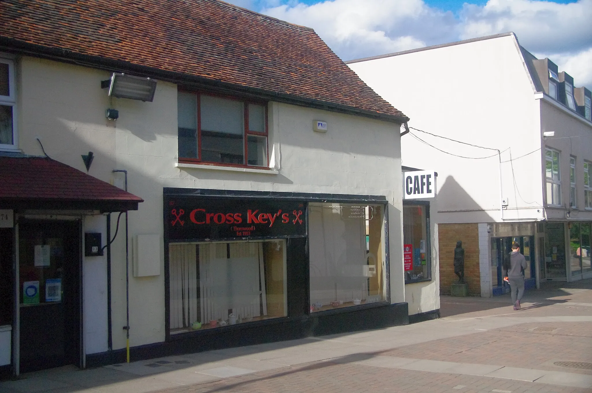 Photo showing: Cross-Keys cafe, Old Harlow, Essex - April 2021