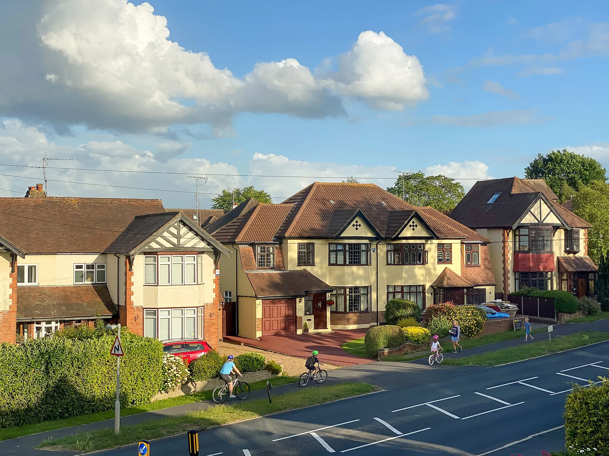 Photo showing: Houses in Chelmsford Road, Shenfield