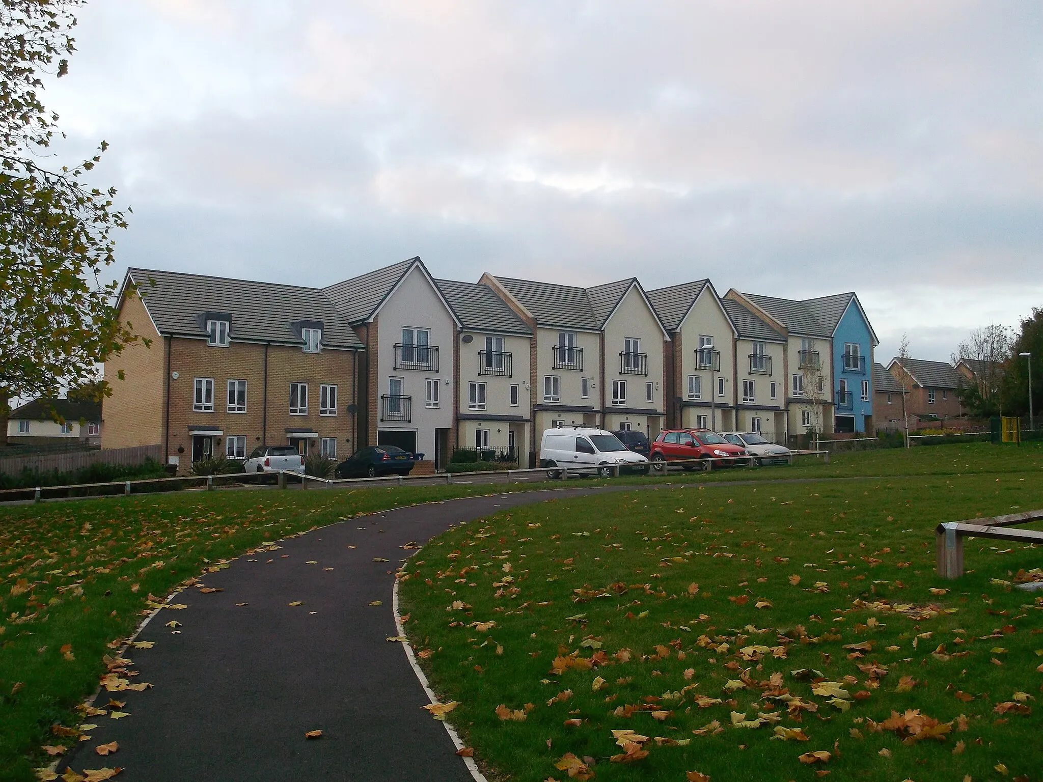 Photo showing: New Houses, West Thurrock