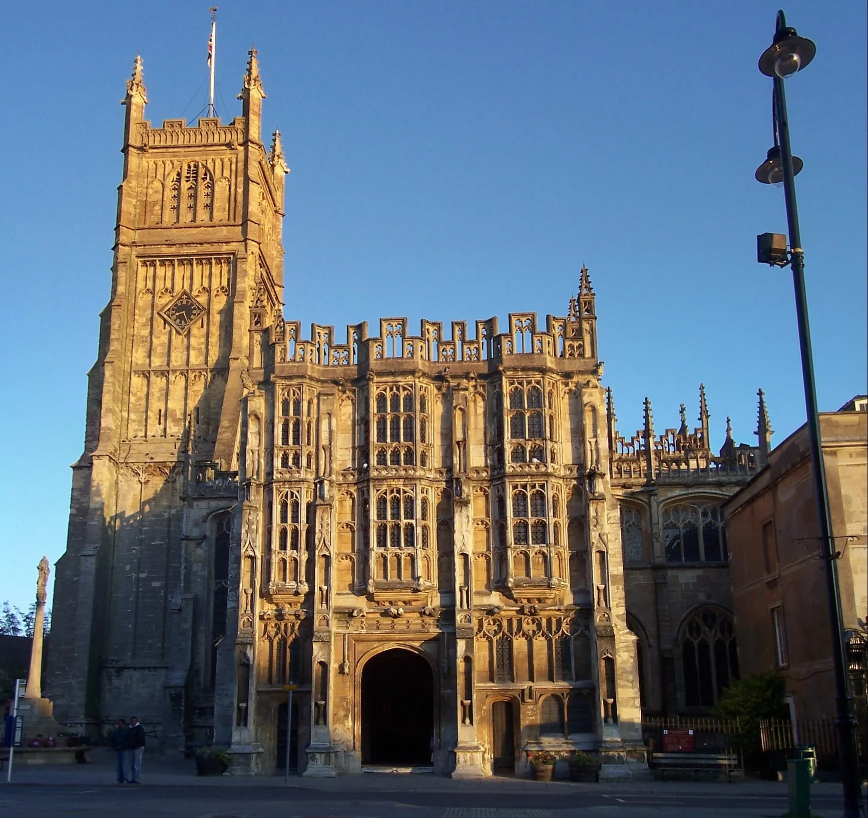 Photo showing: The parish church of St John the Baptist in en:Cirencester, en:Gloucestershire, en:England.