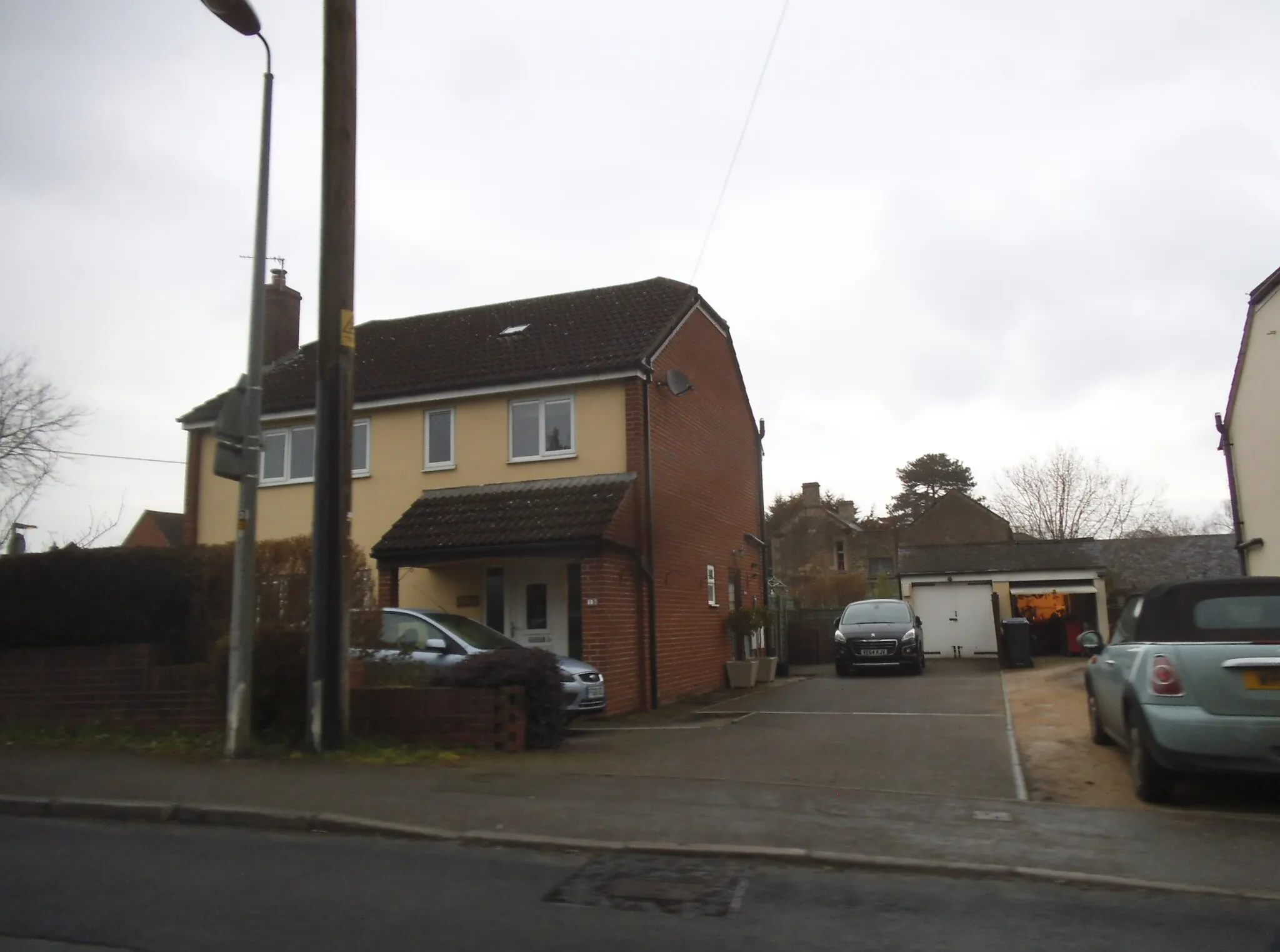 Photo showing: House on Wynsome Street, Southwick