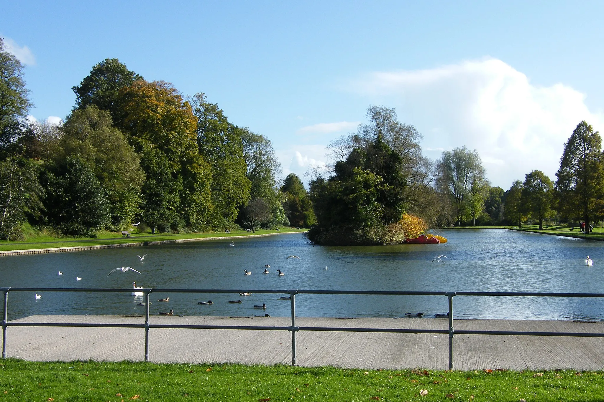 Photo showing: Warminster Park, Warminster, Wiltshire, England