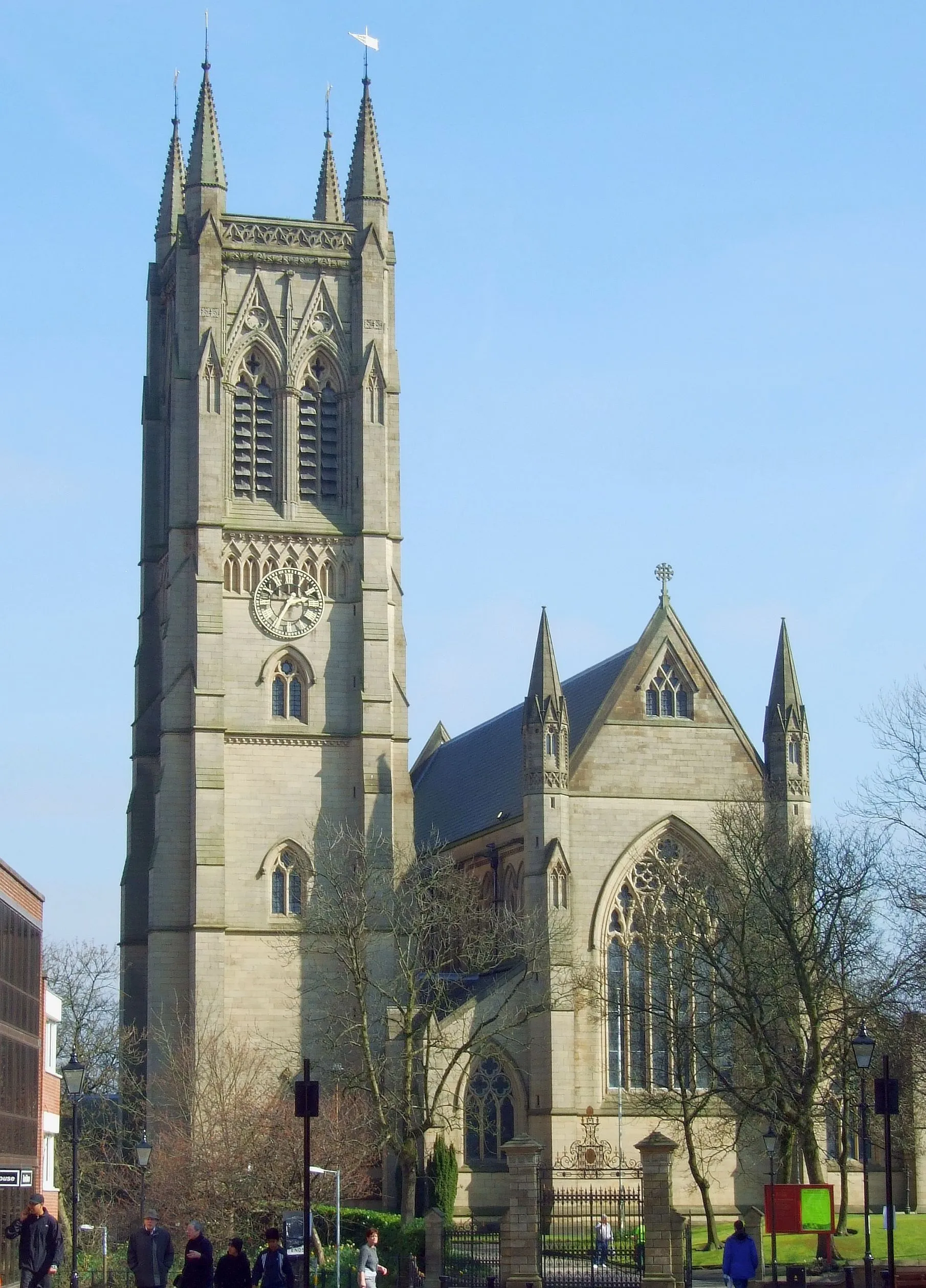 Photo showing: St Peter's Church, the parish church of Bolton, Greater Manchester, England.