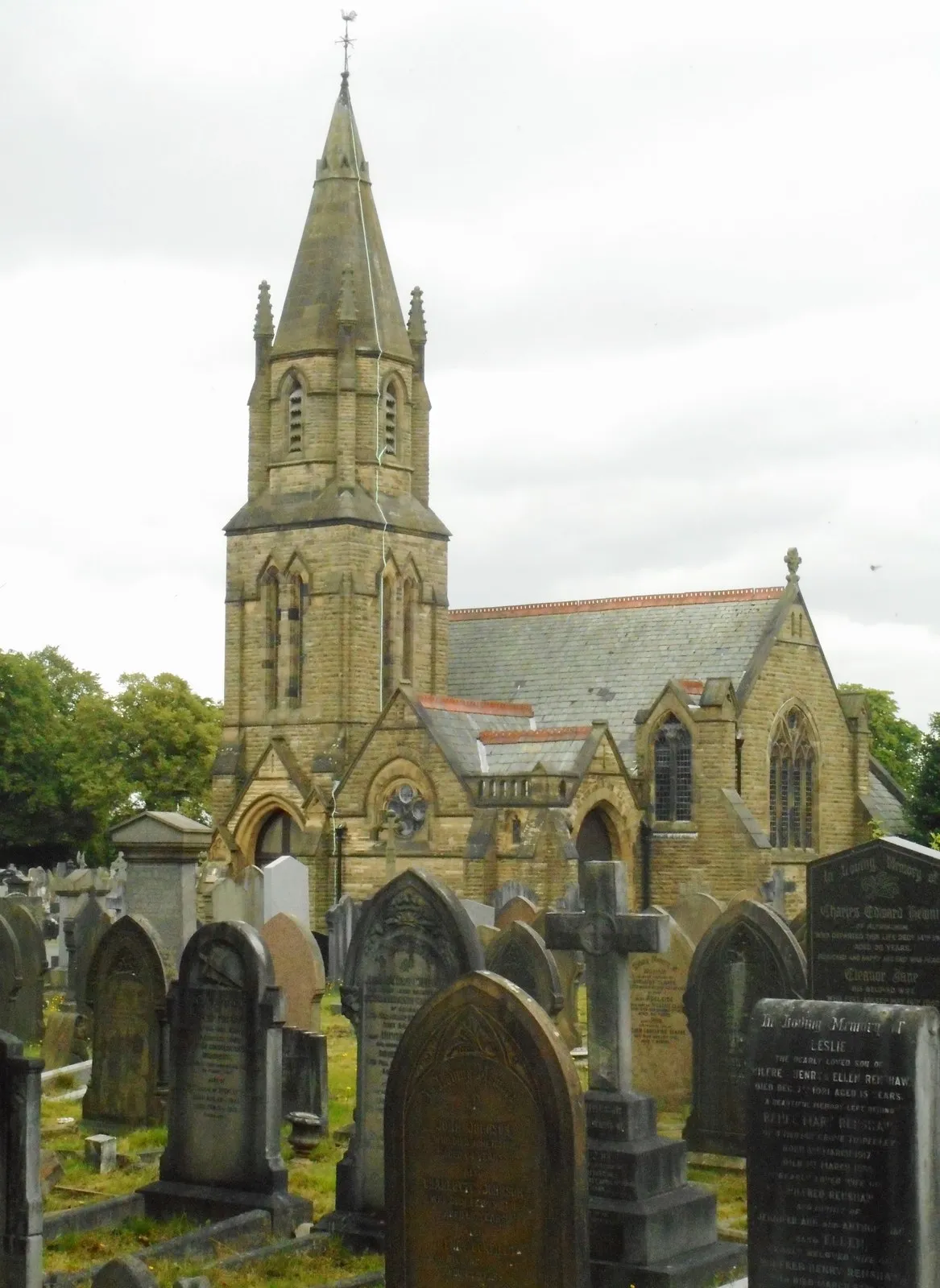 Photo showing: The Chapel, Hale Cemetery