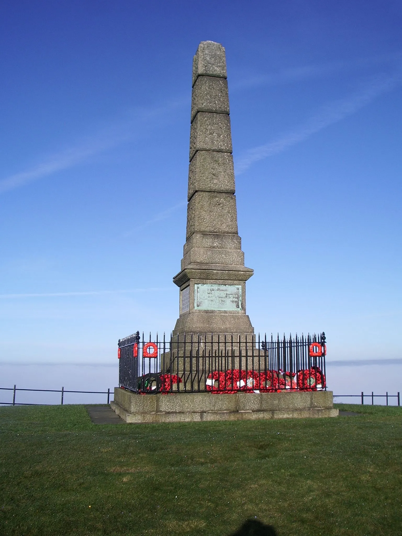 Photo showing: Hyde War Memorial, Hyde, Greater Manchester, England.