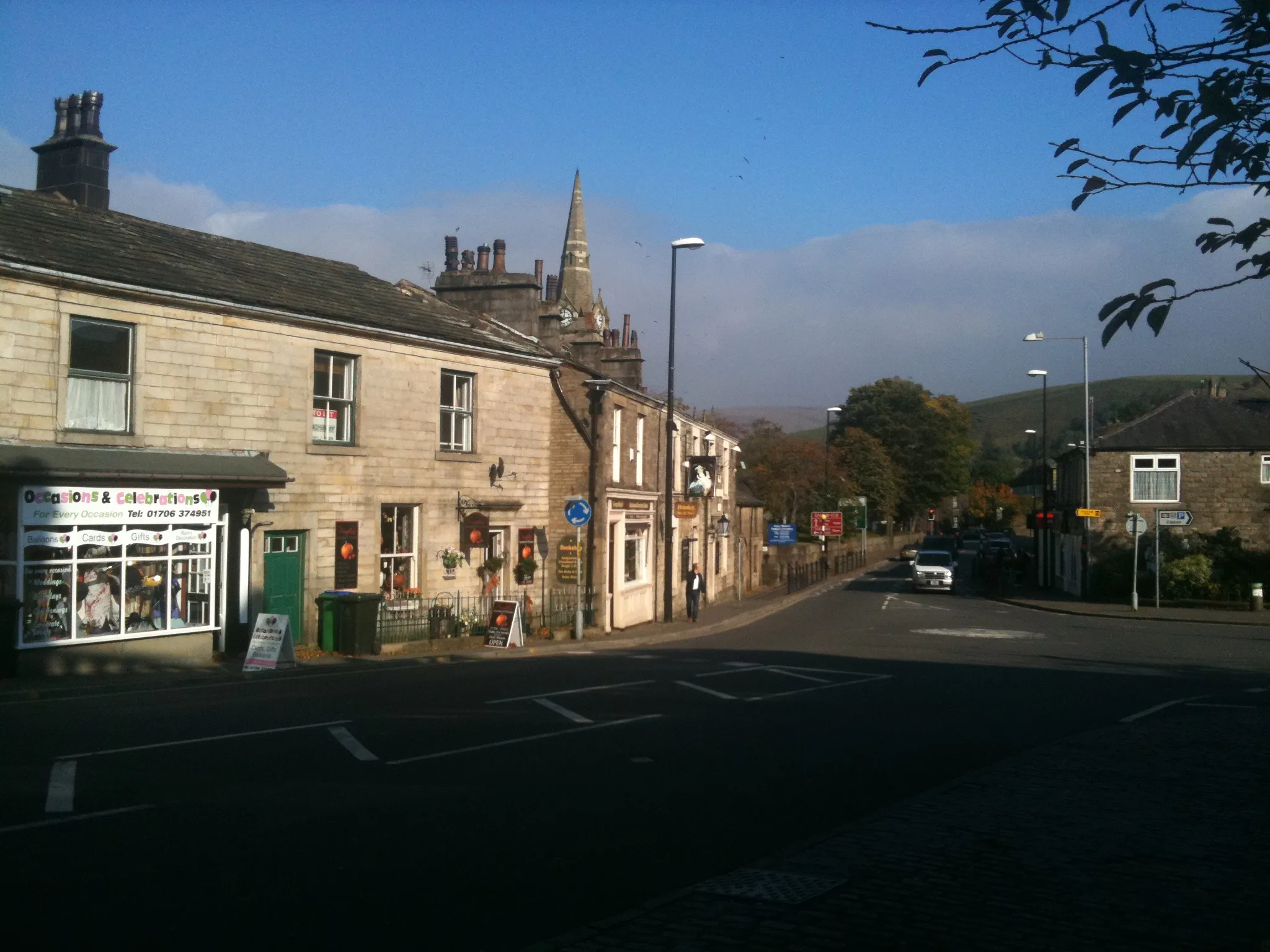 Photo showing: Littleborough is a village town, about 3 miles north-east of Rochdale and 12 miles north-east of Manchester City Centre.