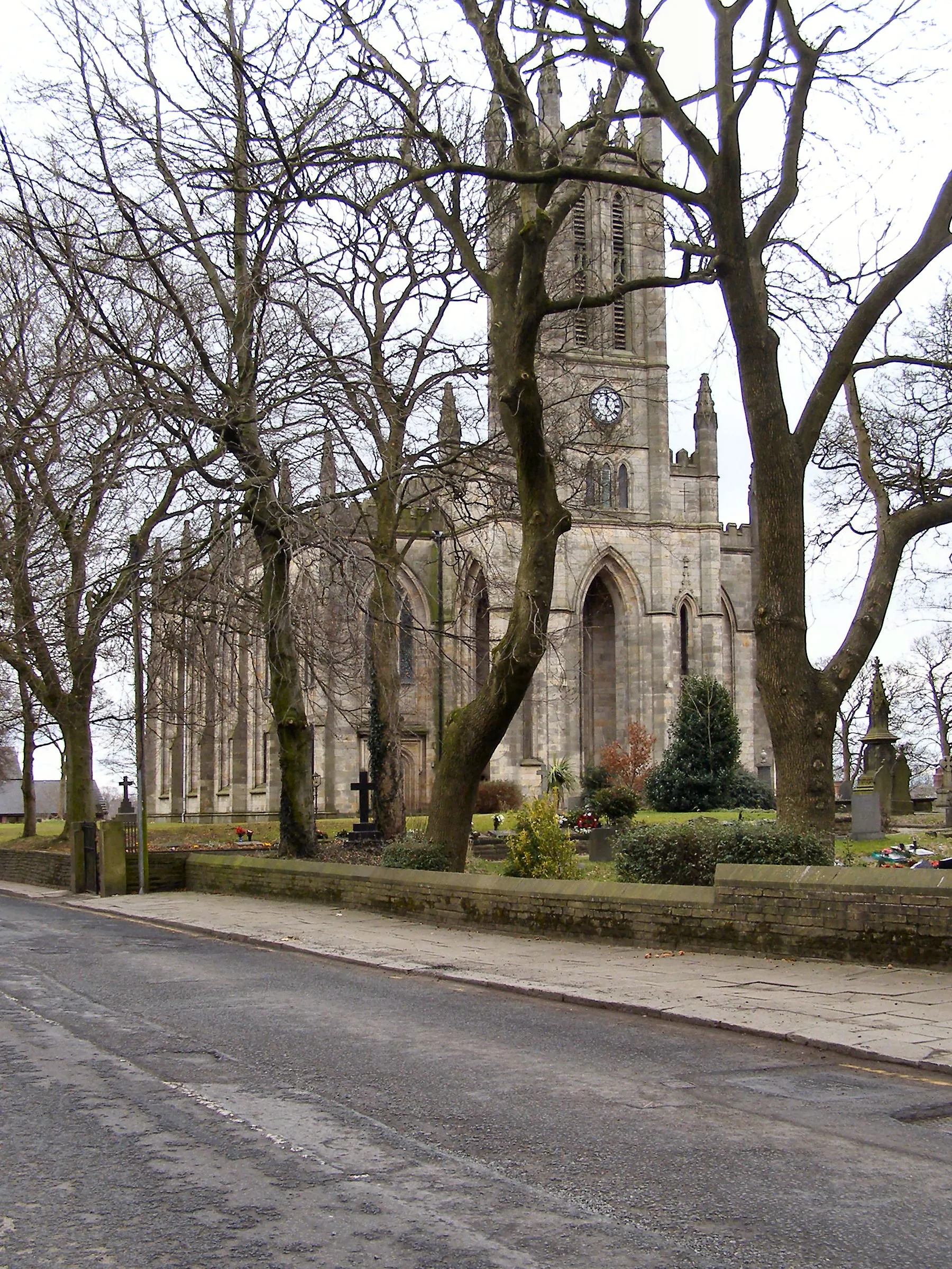 Photo showing: Parish Church of All Saints, Whitefield