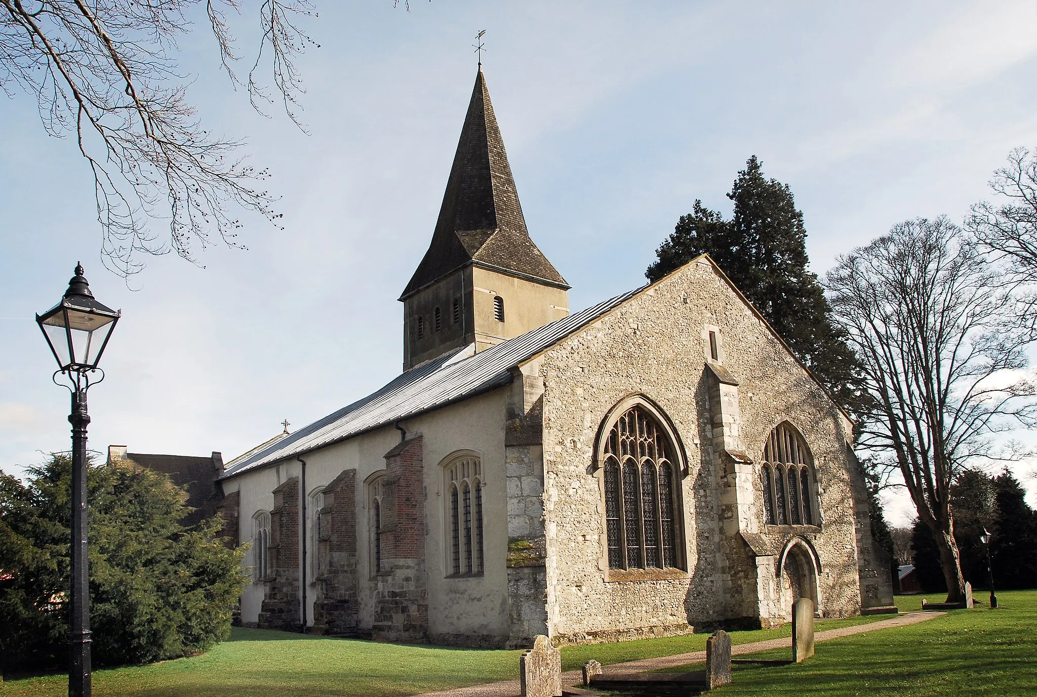 Photo showing: Church of St Lawrence, Alton, from the north-west