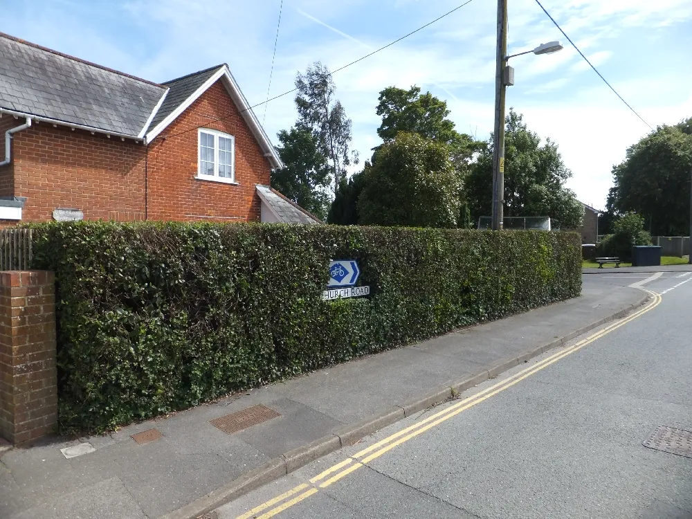 Photo showing: Church Road, Wootton