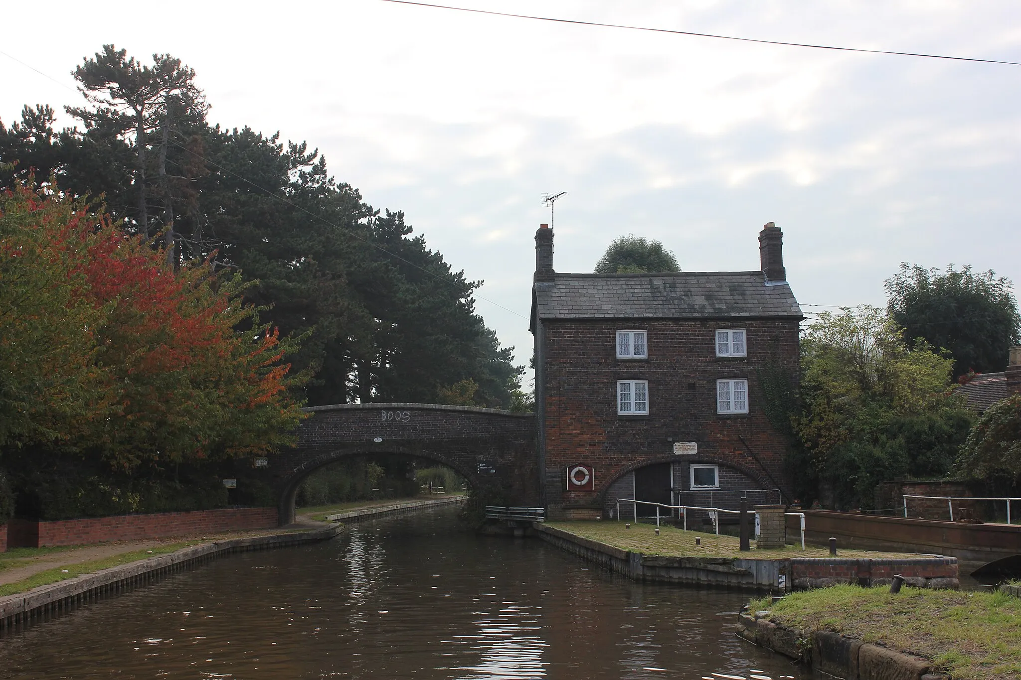 Photo showing: Apple Pie Lane bridge