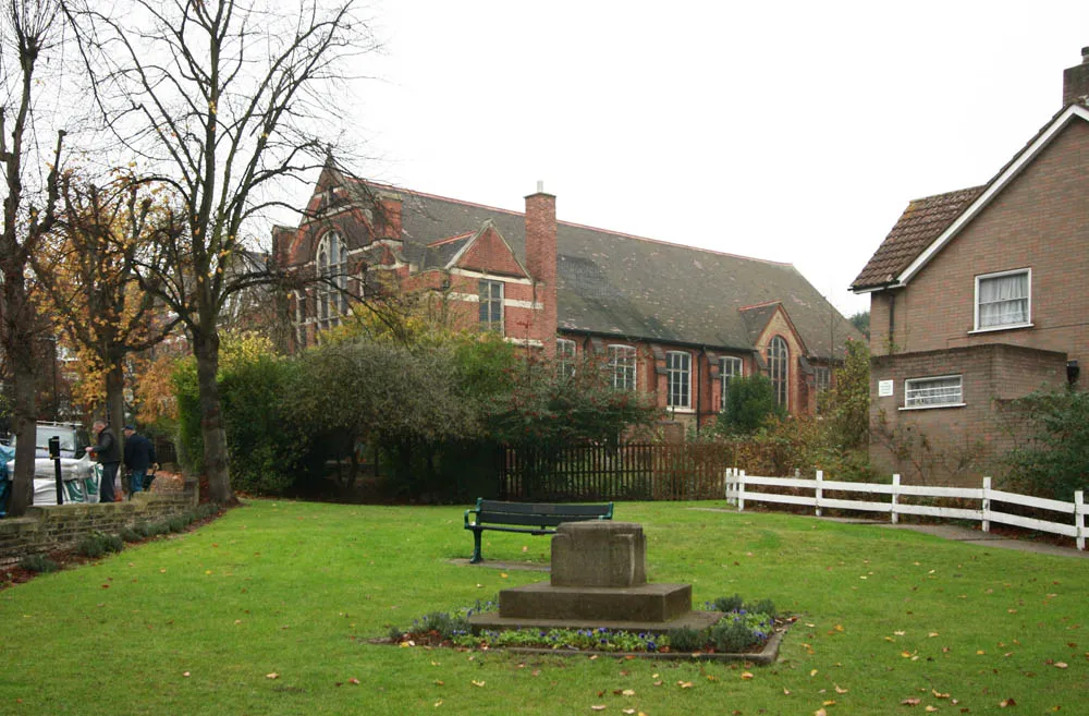 Photo showing: Holy Trinity, Granville Road