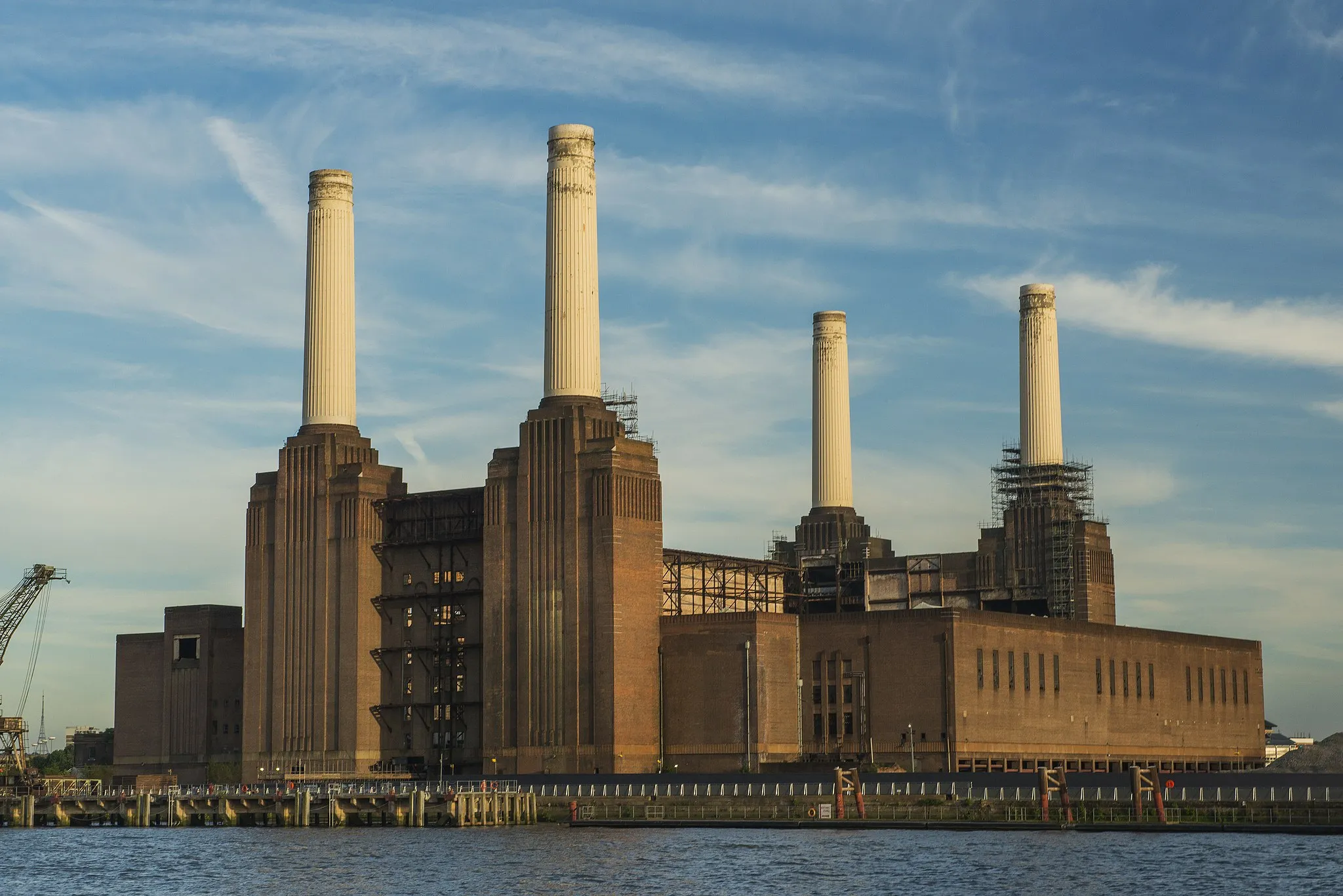 Photo showing: Battersea Power Station