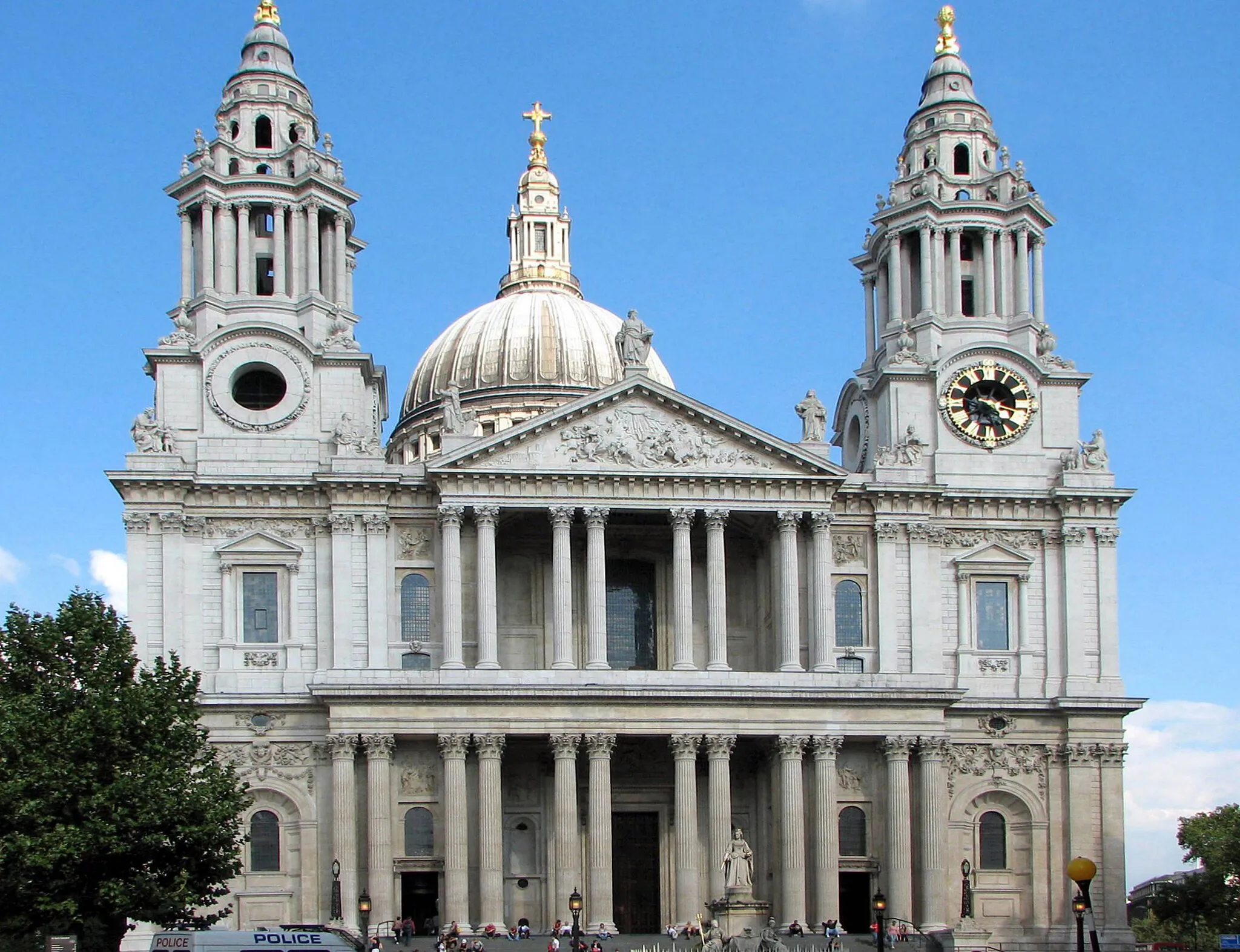 Photo showing: Great West Door of the Saint-Paul's Cathedral, London, England