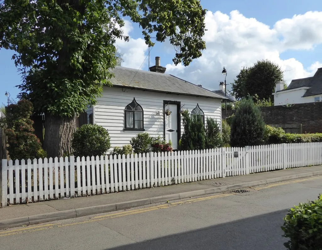 Photo showing: Hawkhurst: Fir Tree Cottage, Ockley Road