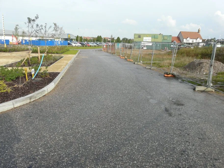 Photo showing: Looking north from Terlingham Forum