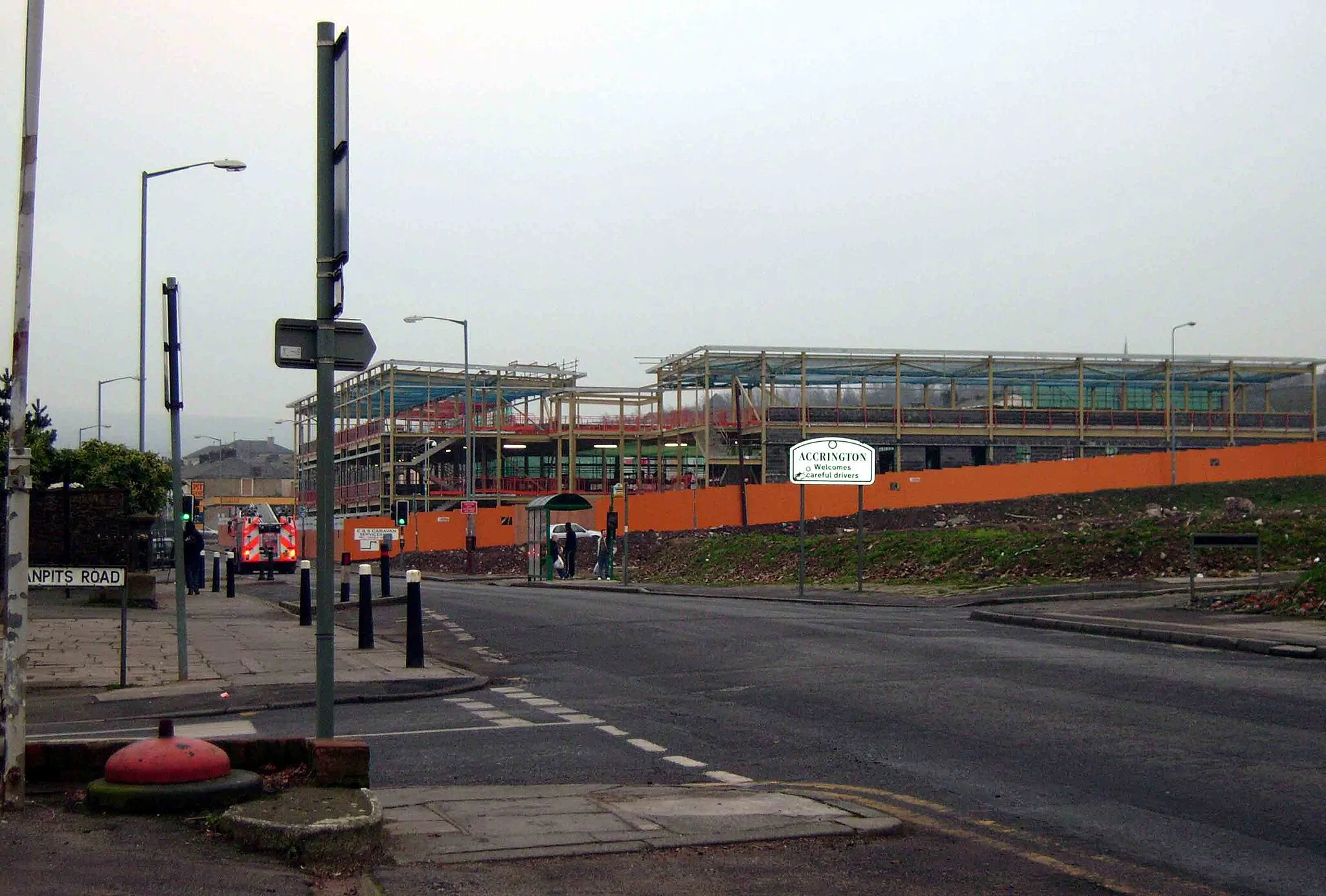 Photo showing: New NHS construction following Hyndburn's 'Phoenix' re-generation programme, Blackburn Road, Accrington (Dec 2006)
Author: David Hindle
Location: Accrington 2006

Source: Personal photograph taken by Author