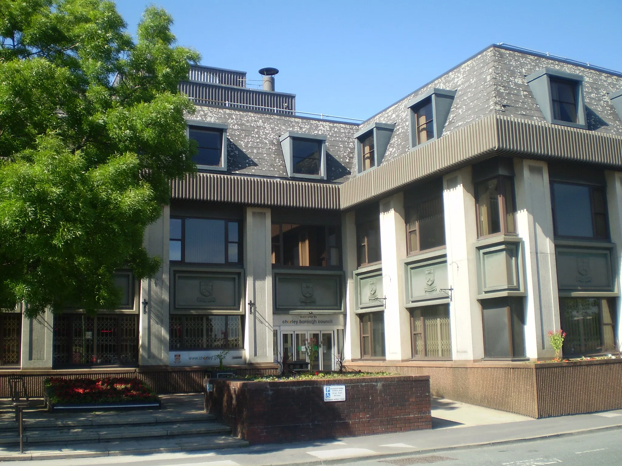 Photo showing: Chorley Council Building, Union Street