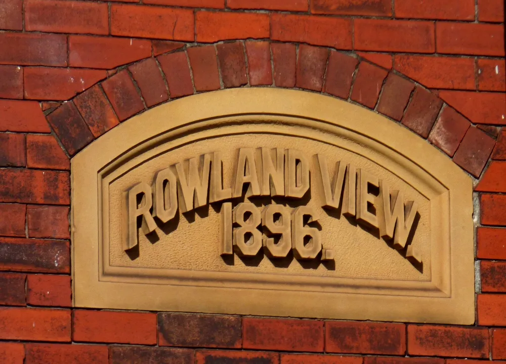 Photo showing: Rowland View 1896