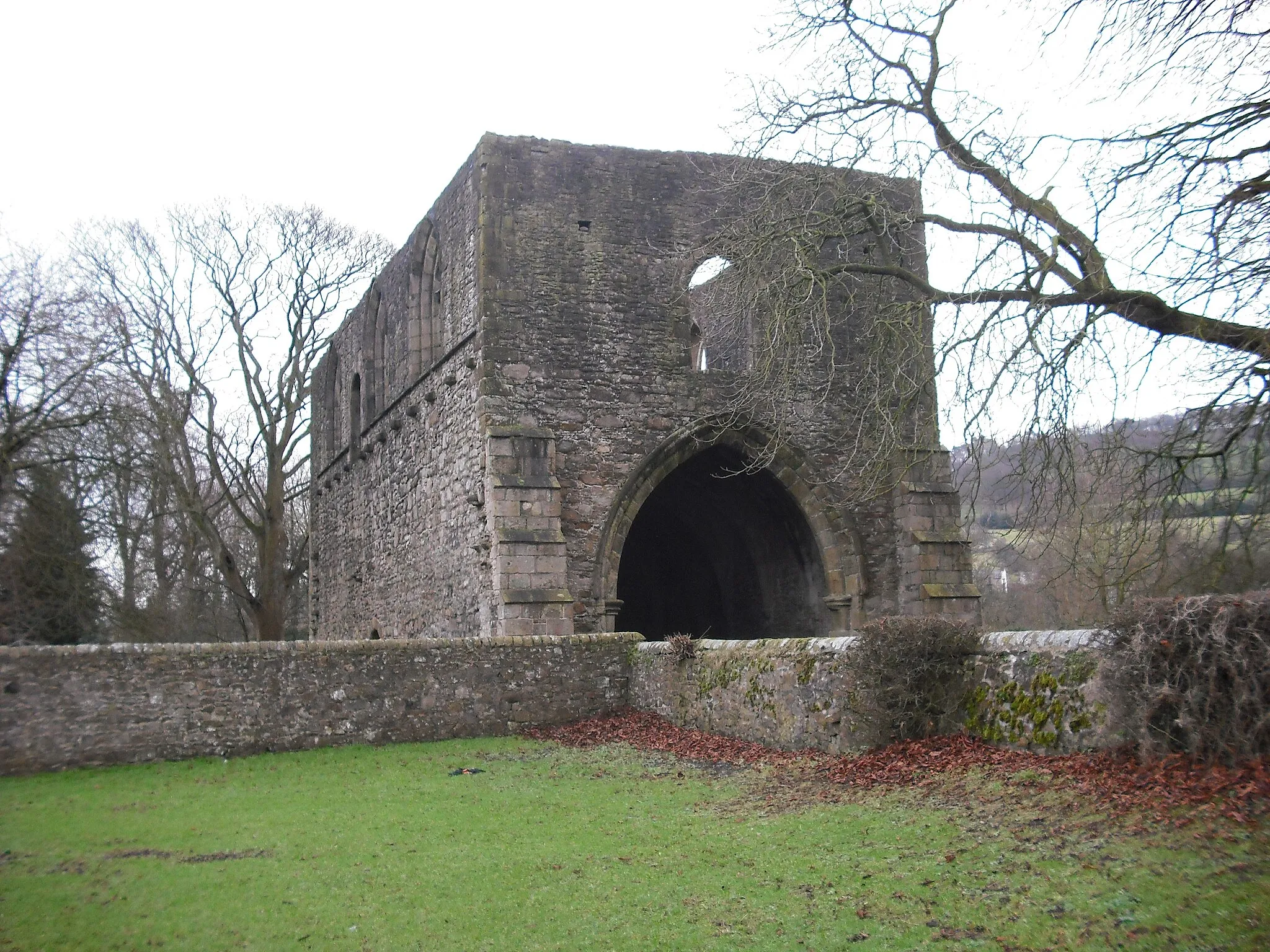 Photo showing: Whalley Abbey Northwest Gateway from the waat (field)