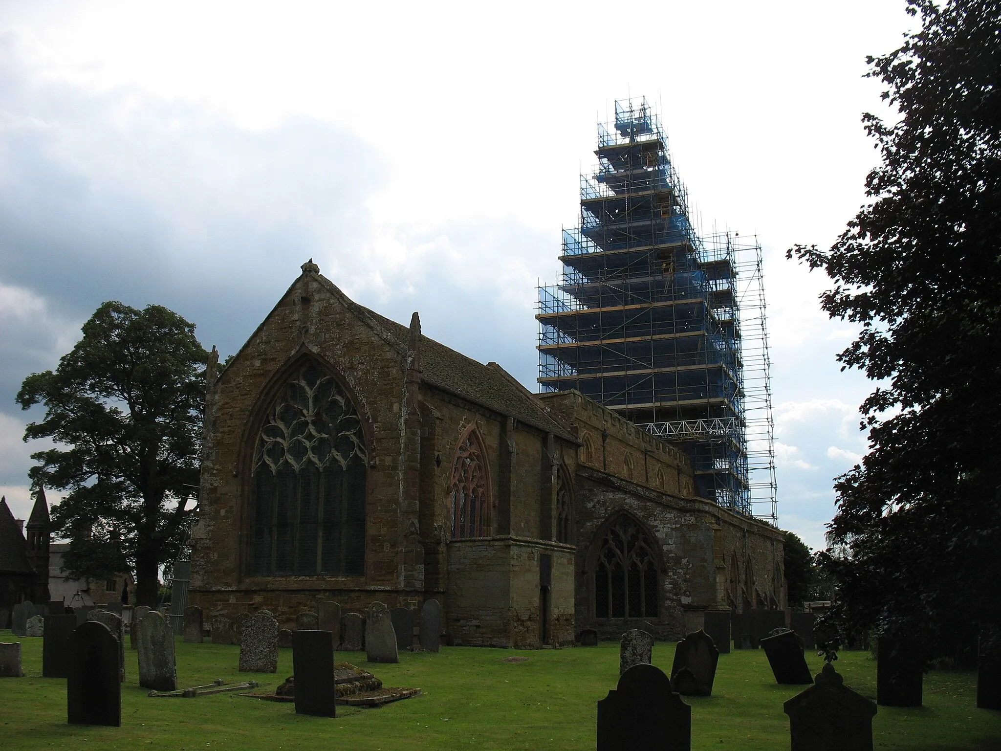 Photo showing: St Margaret of Antioch church, Crick