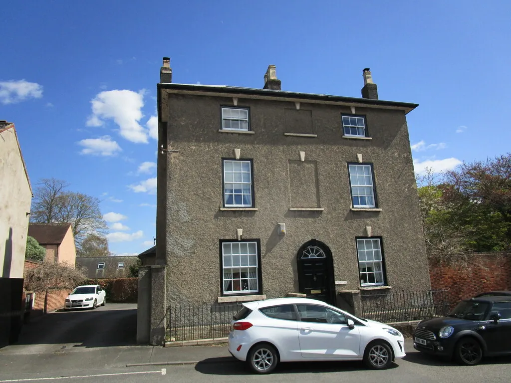 Photo showing: 20 Market Place, Kegworth