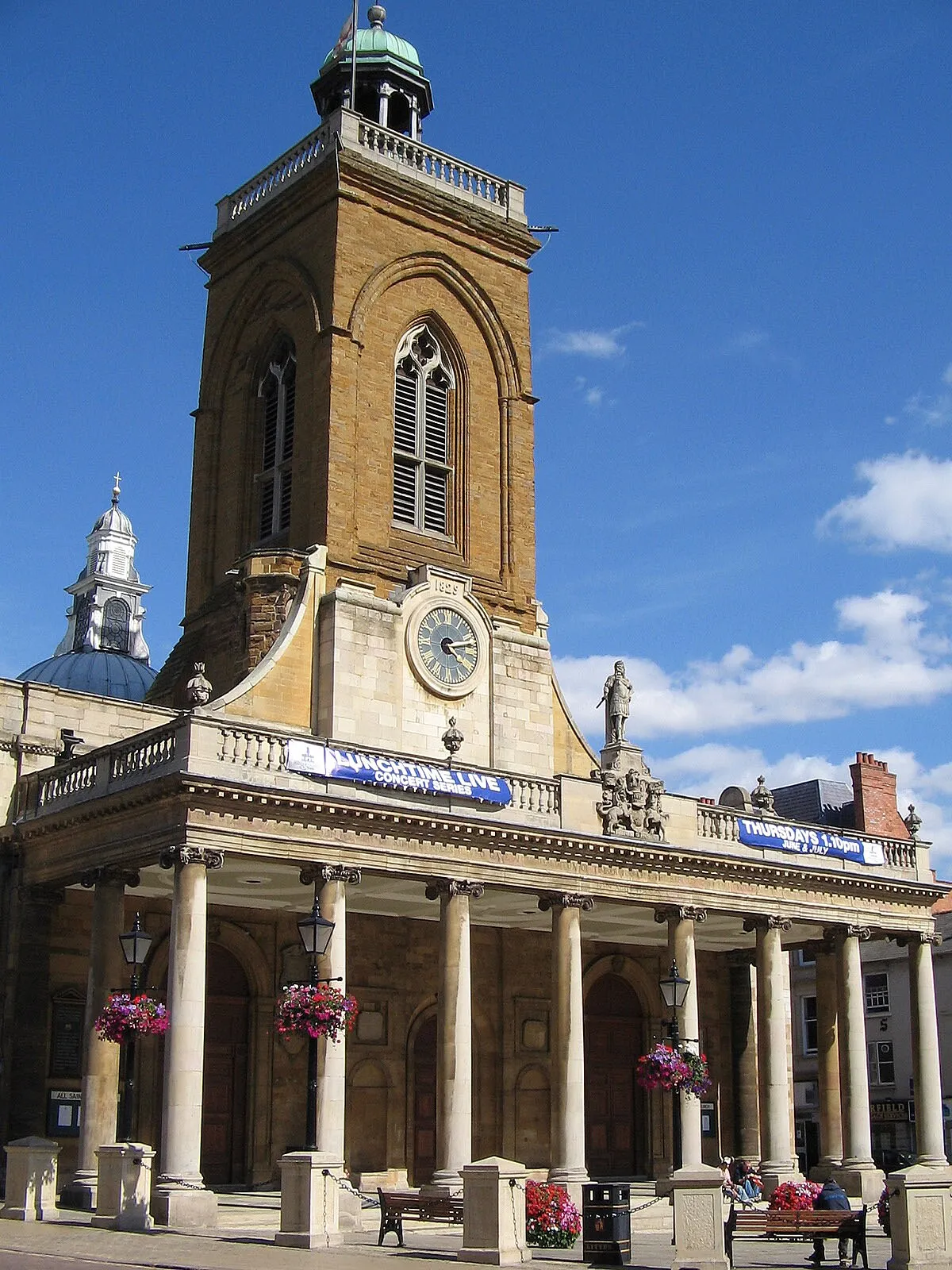Photo showing: West front of All Saints' parish church, Northampton, England