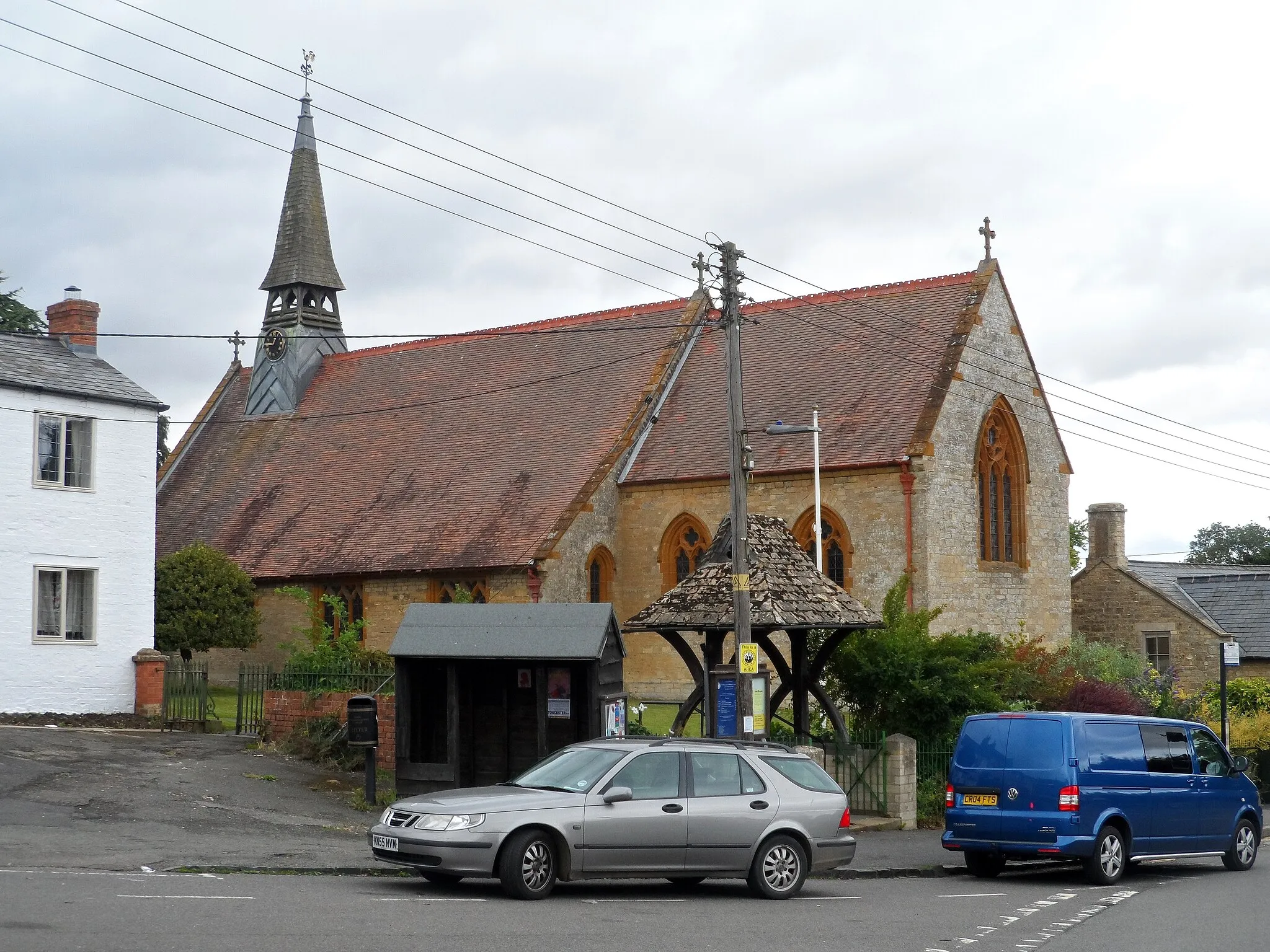 Photo showing: St Michael's, Silverstone