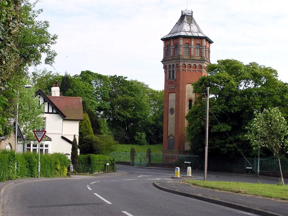 Photo showing: view looking south from Summer Hill