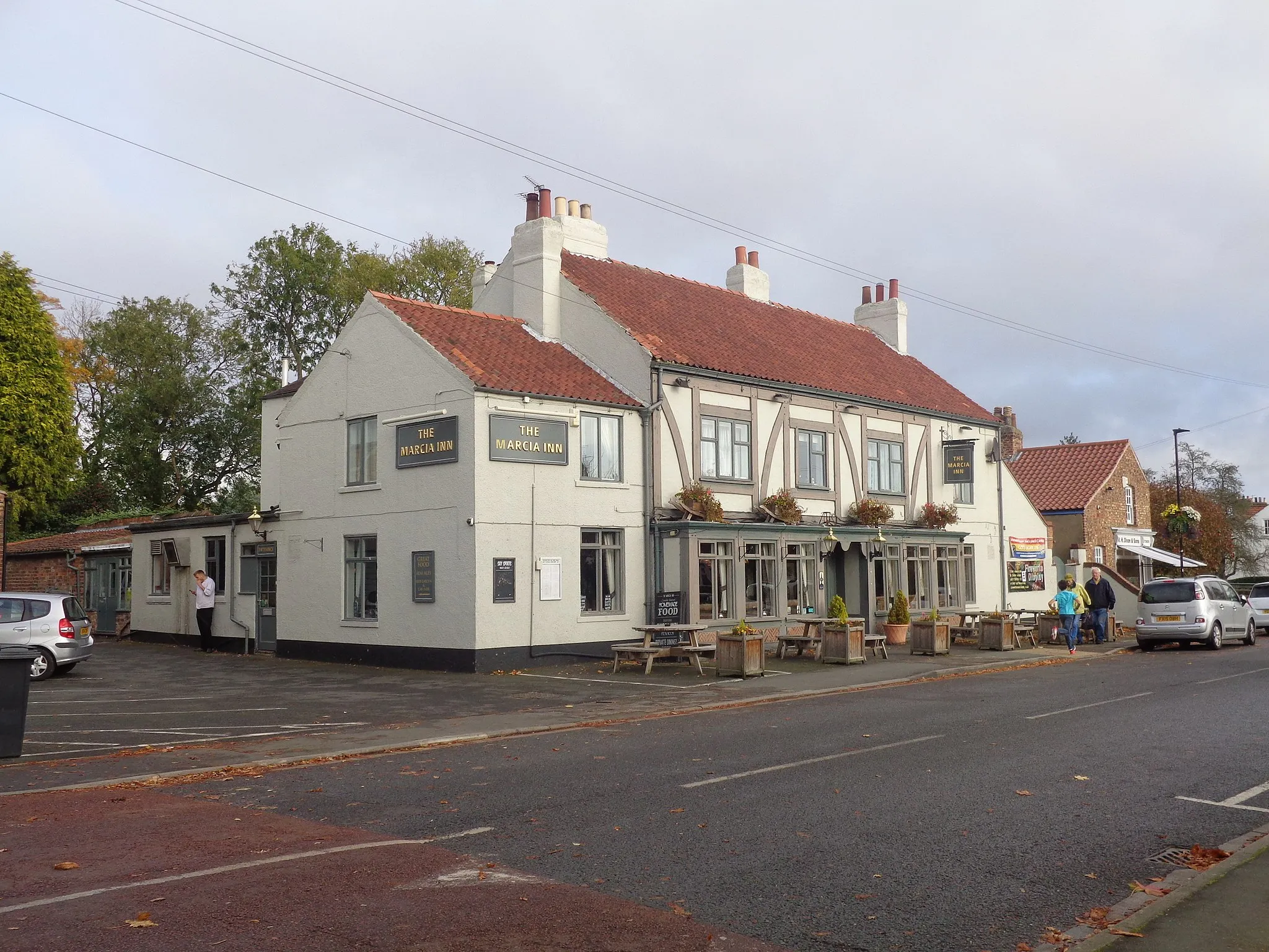 Photo showing: The Marcia, Main Street, Bishopthorpe, York, North Yorkshire.  Taken around midday on the morning of Friday the 4th of November 2016.