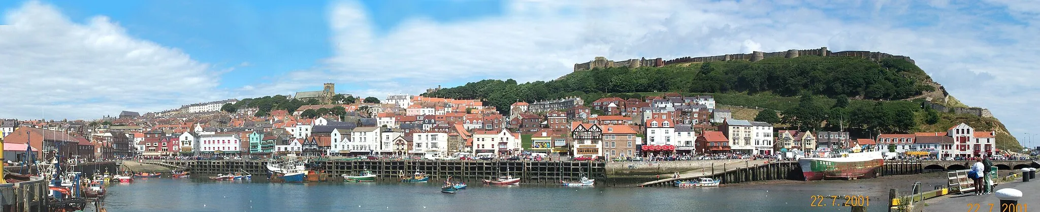 Photo showing: The South Bay at Scarborough, North Yorkshire, England. My Own Photograph, Stitched