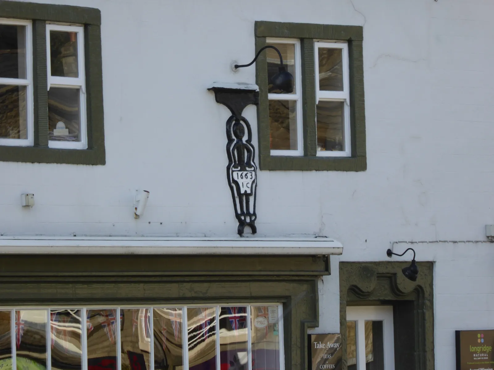 Photo showing: Detail of Ye Olde Naked Man Cafe, Settle