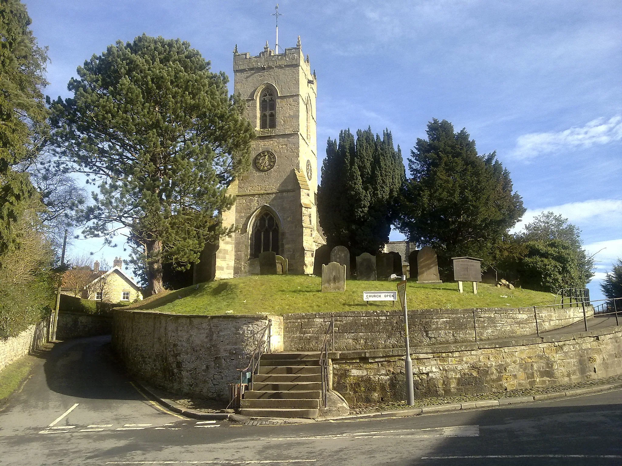 Photo showing: All Saints' parish church, Thornton-le-Dale, North Yorkshire, seen from the west