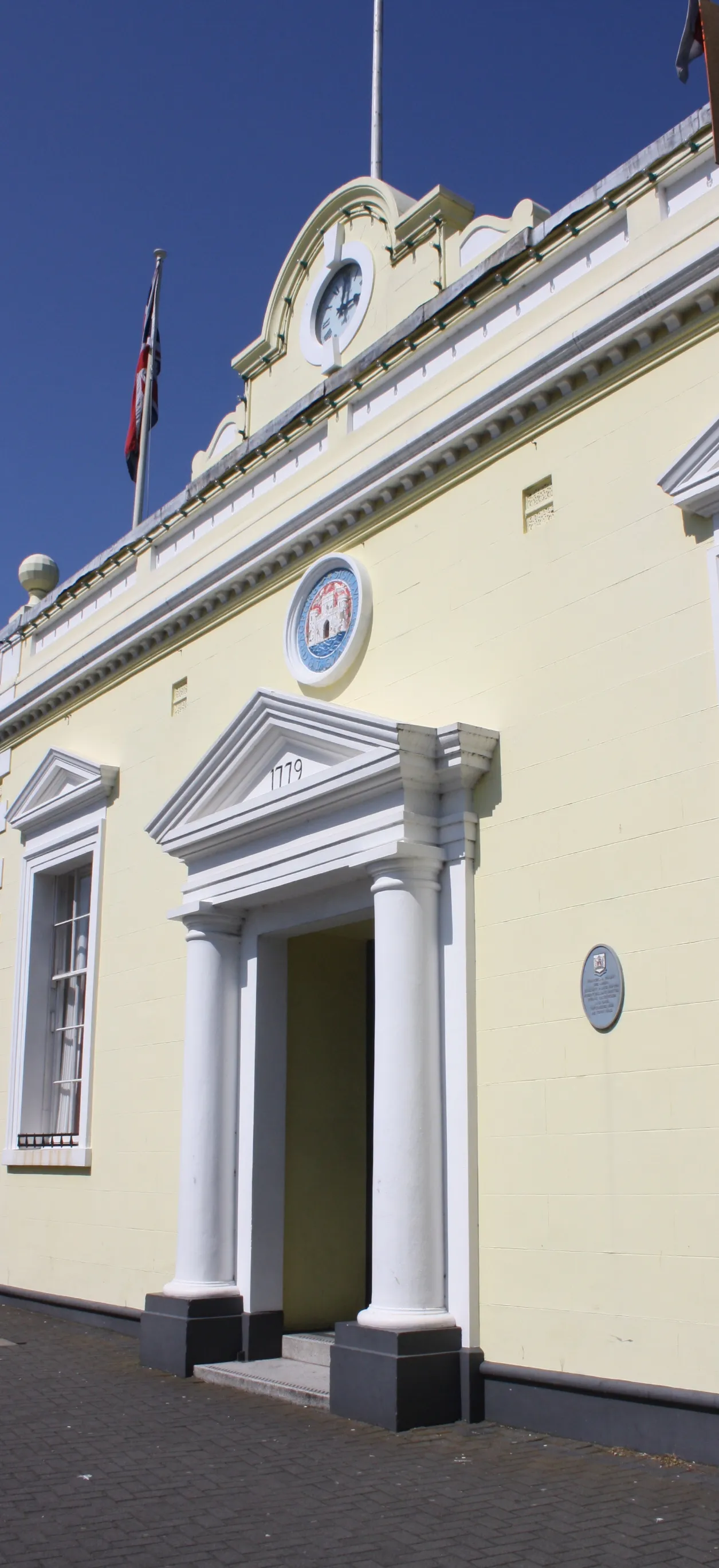 Photo showing: Carrickfergus Town Hall