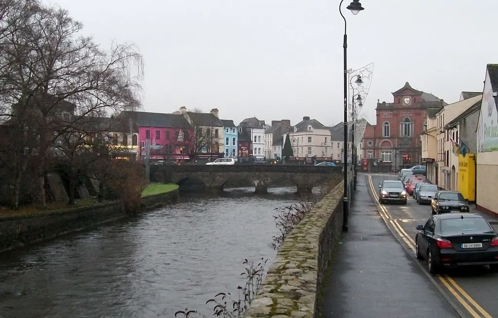 Photo showing: Sugar Island Bridge from Sugarhouse Quay