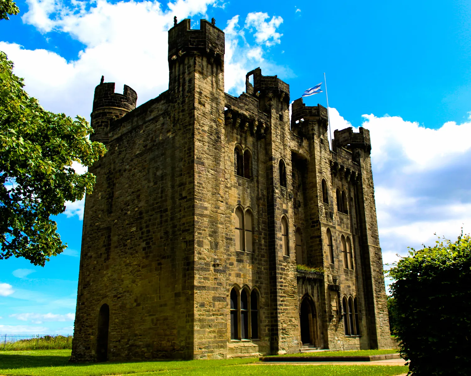 Photo showing: This is a photo of listed building number 1017223.