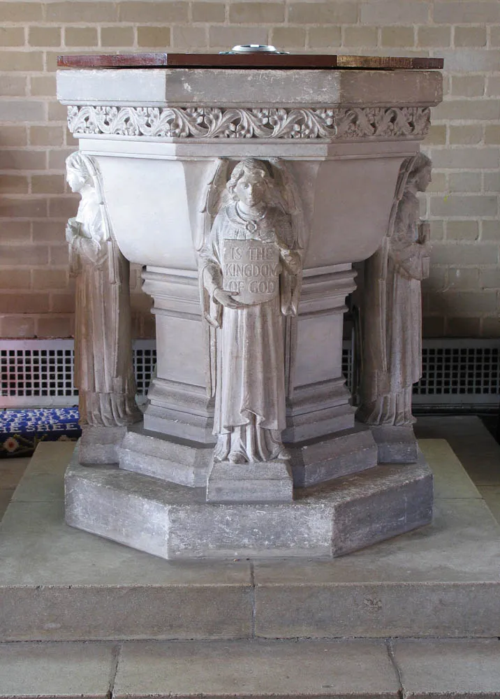 Photo showing: Good Shepherd, Collier Row Lane - Font