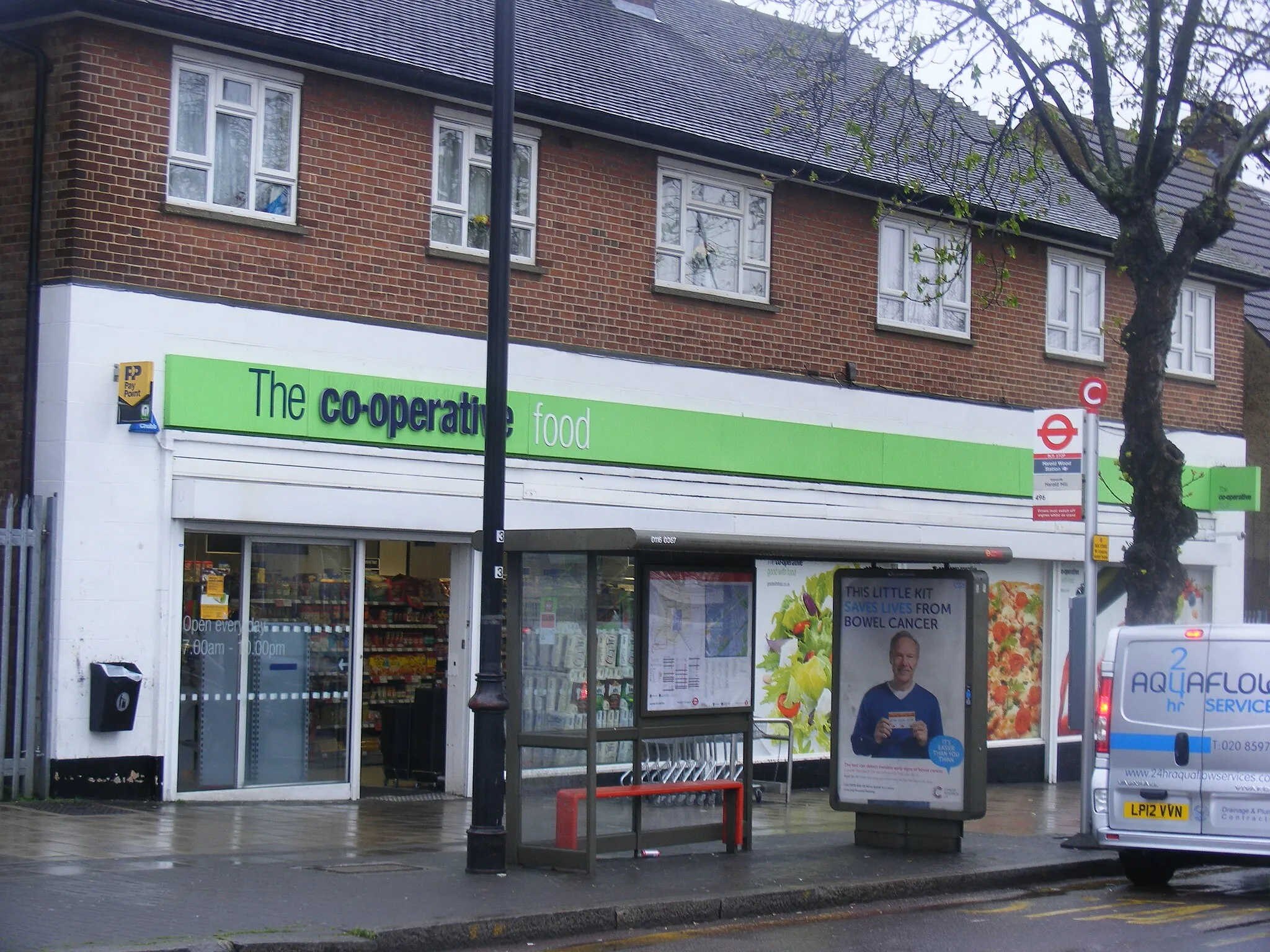 Photo showing: The Co-operative, Harold Wood