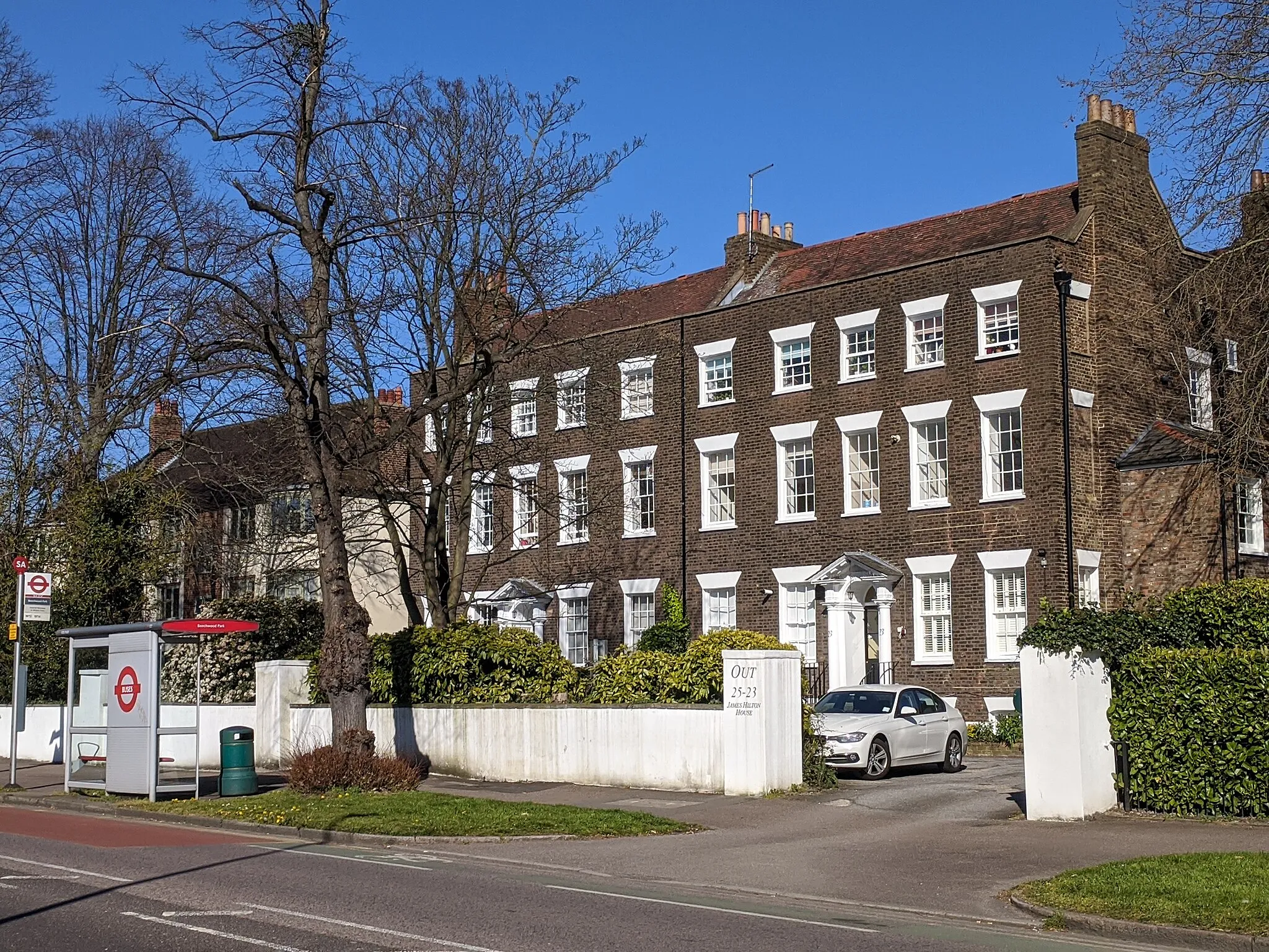 Photo showing: 23-25 Woodford Road. A Grade II listed building