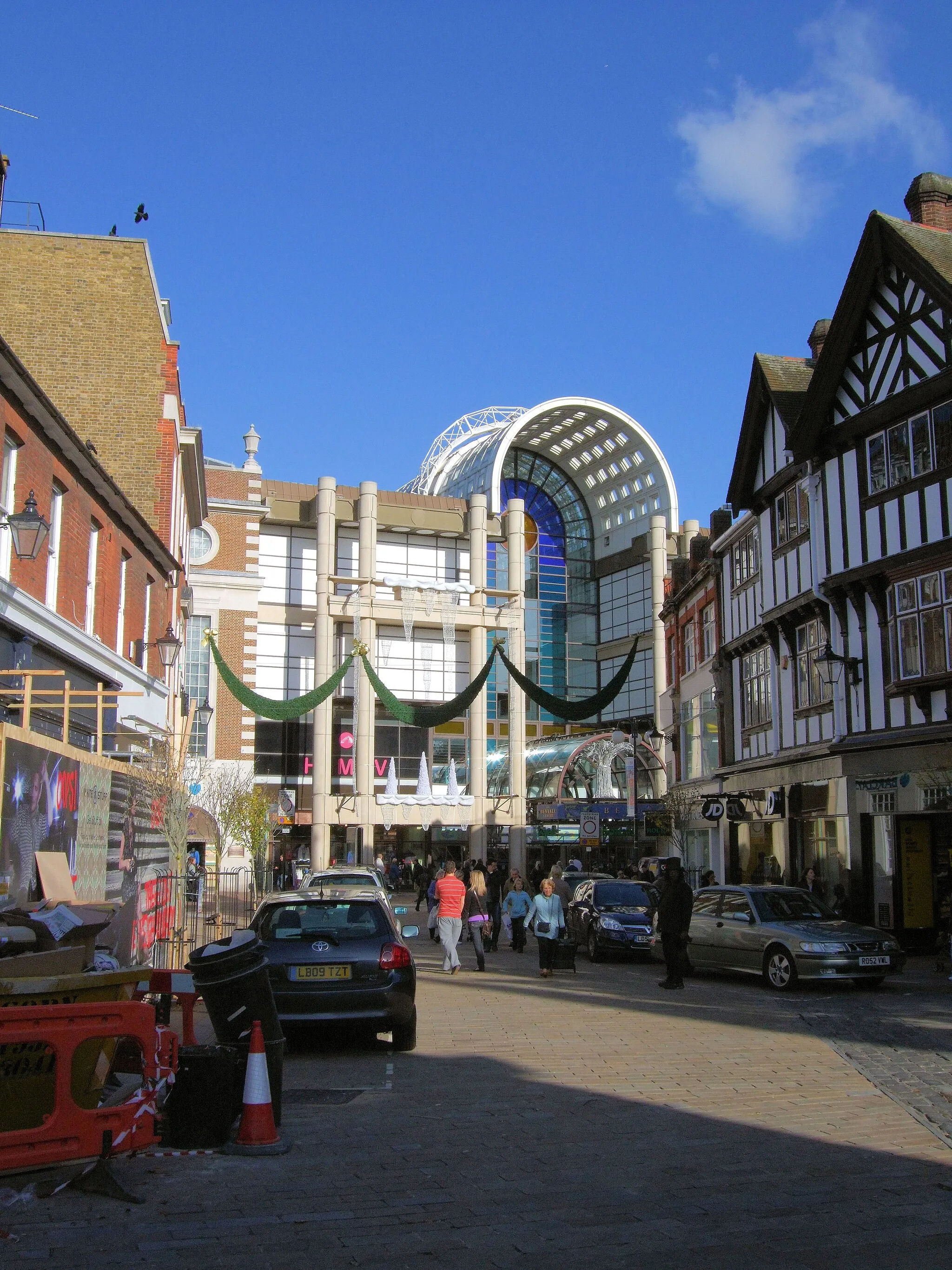 Photo showing: Church Street, Kingston-upon-Thames, London.