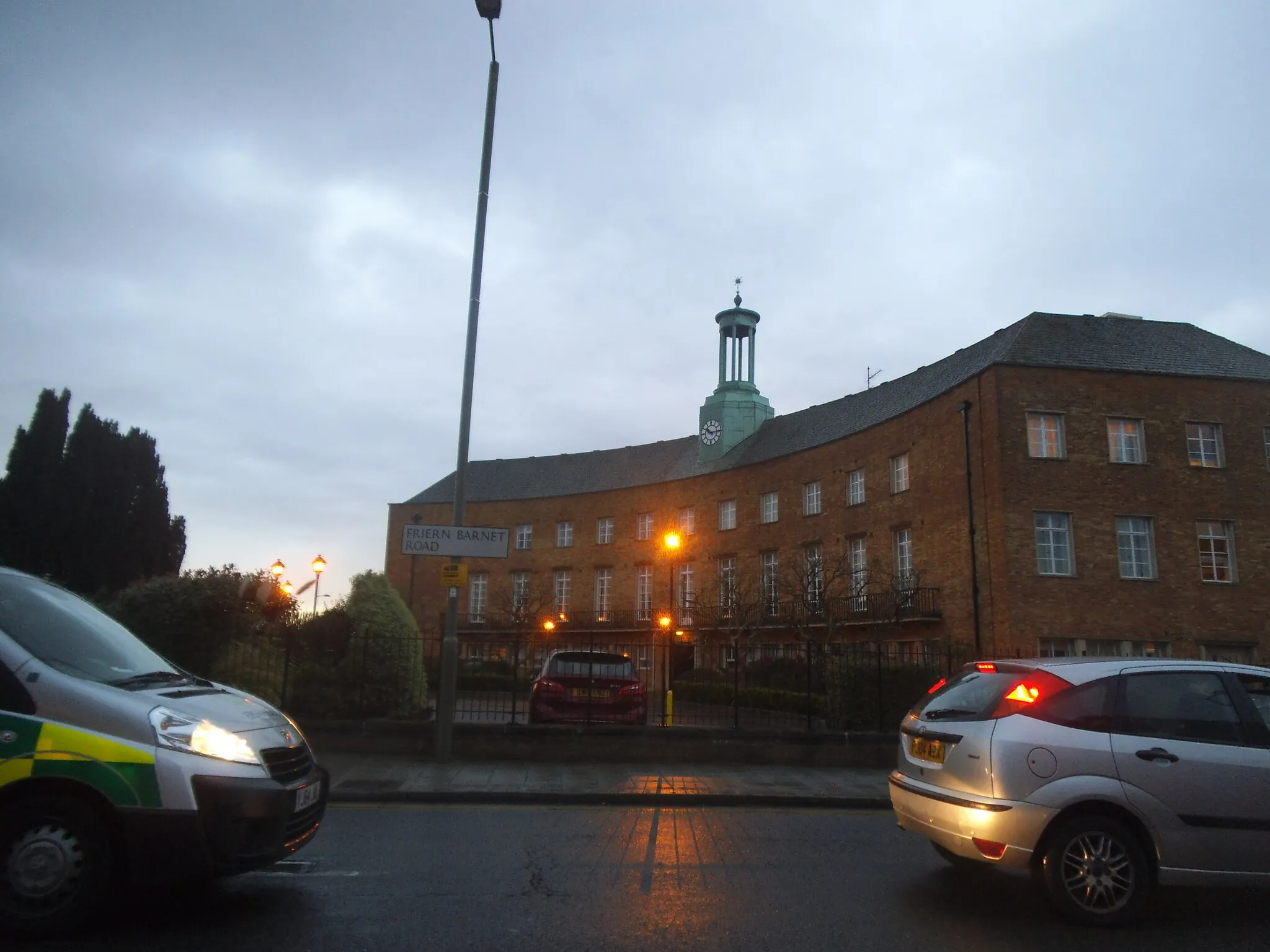 Photo showing: No longer Friern Barnet Town Hall