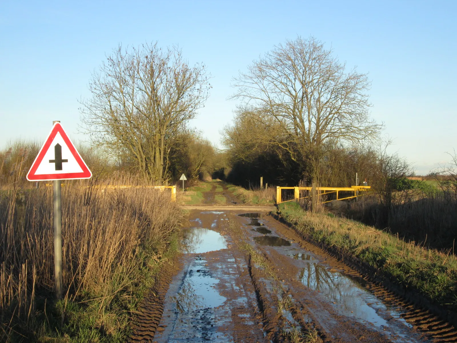 Photo showing: Access track to new workings crosses Fiftyeights Road