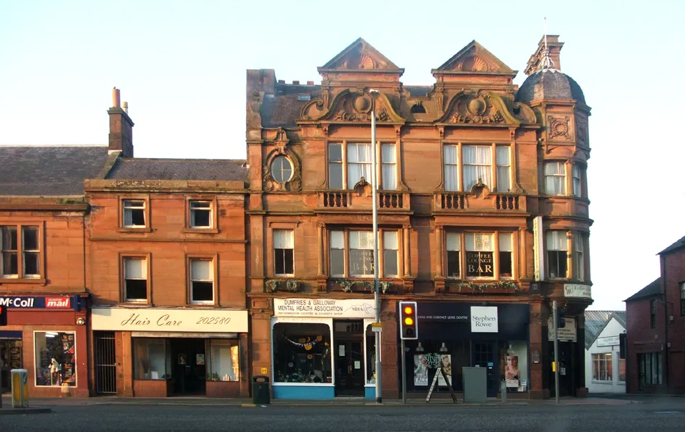 Photo showing: Annan High Street, Dumfries and Galloway, 2006