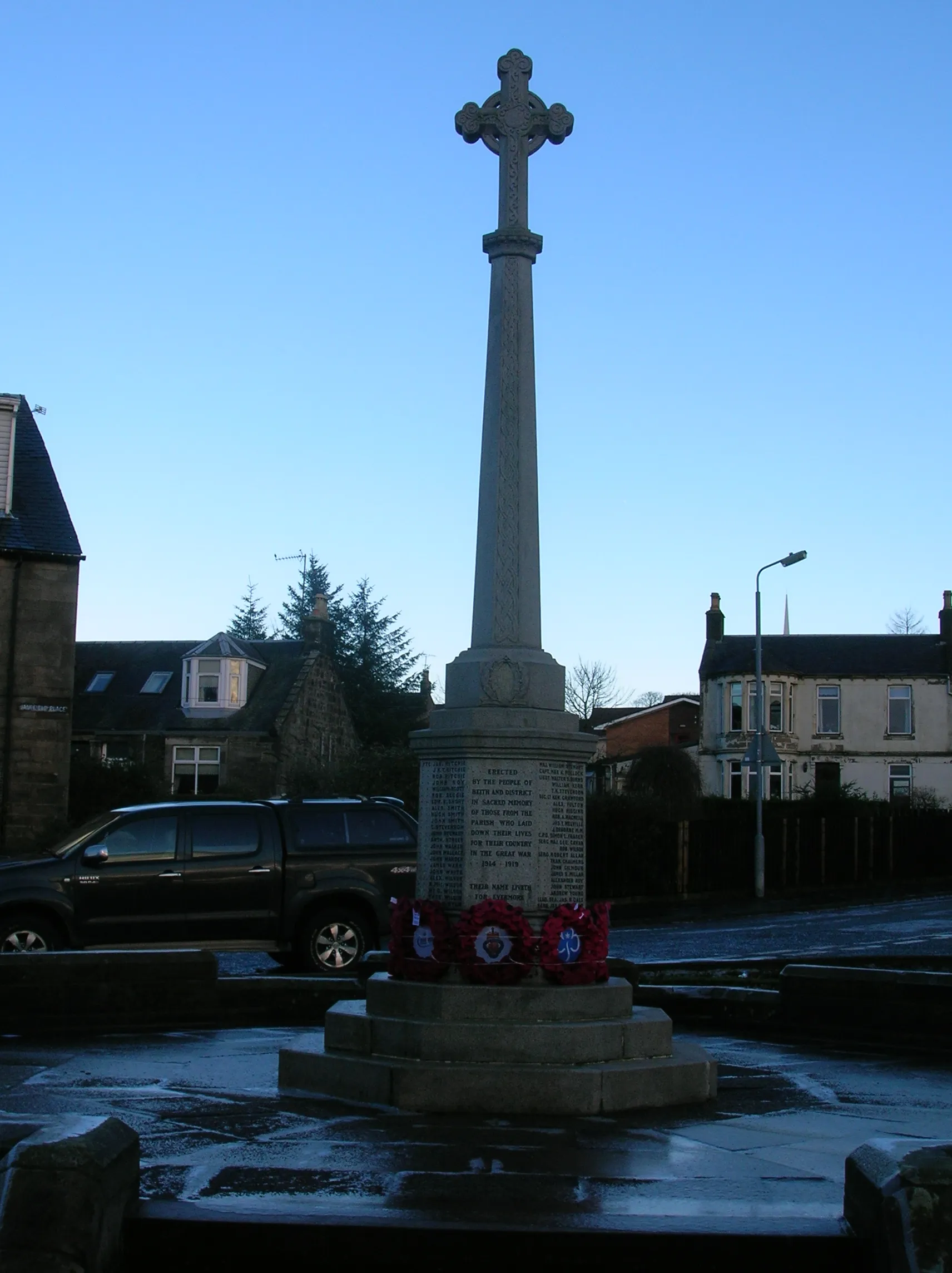 Photo showing: Beith War Memorial, Beith, North Ayrshire, Scotland
