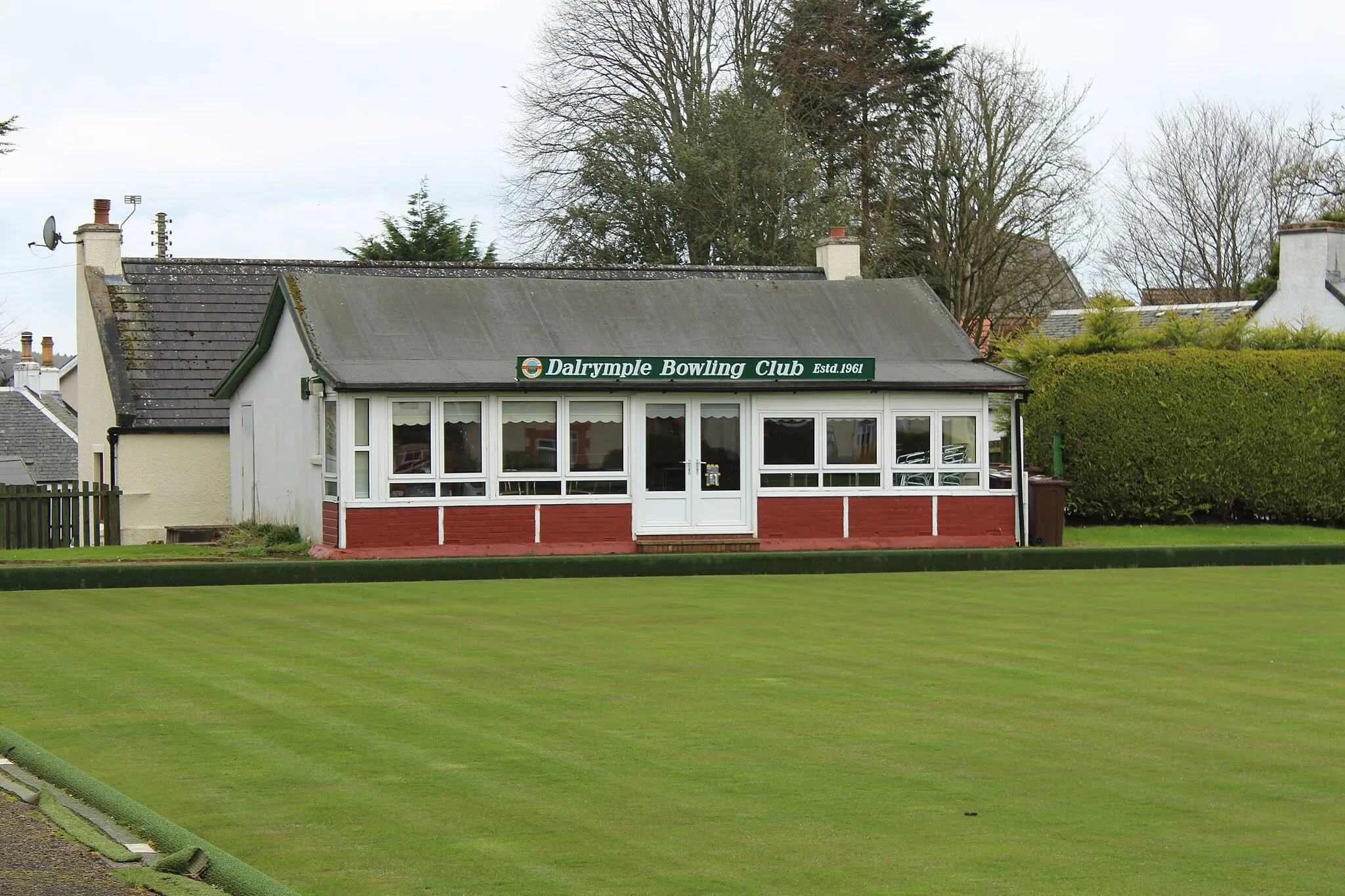 Photo showing: Bowling Club, Dalrymple