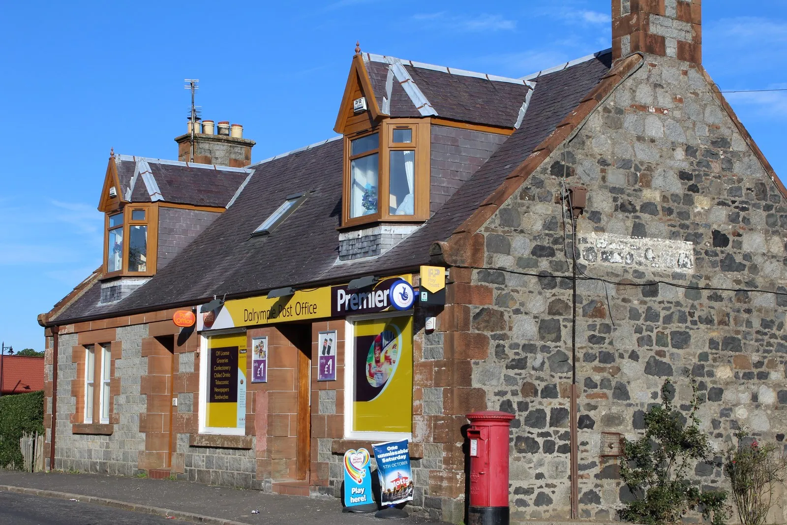 Photo showing: Dalrymple Post Office