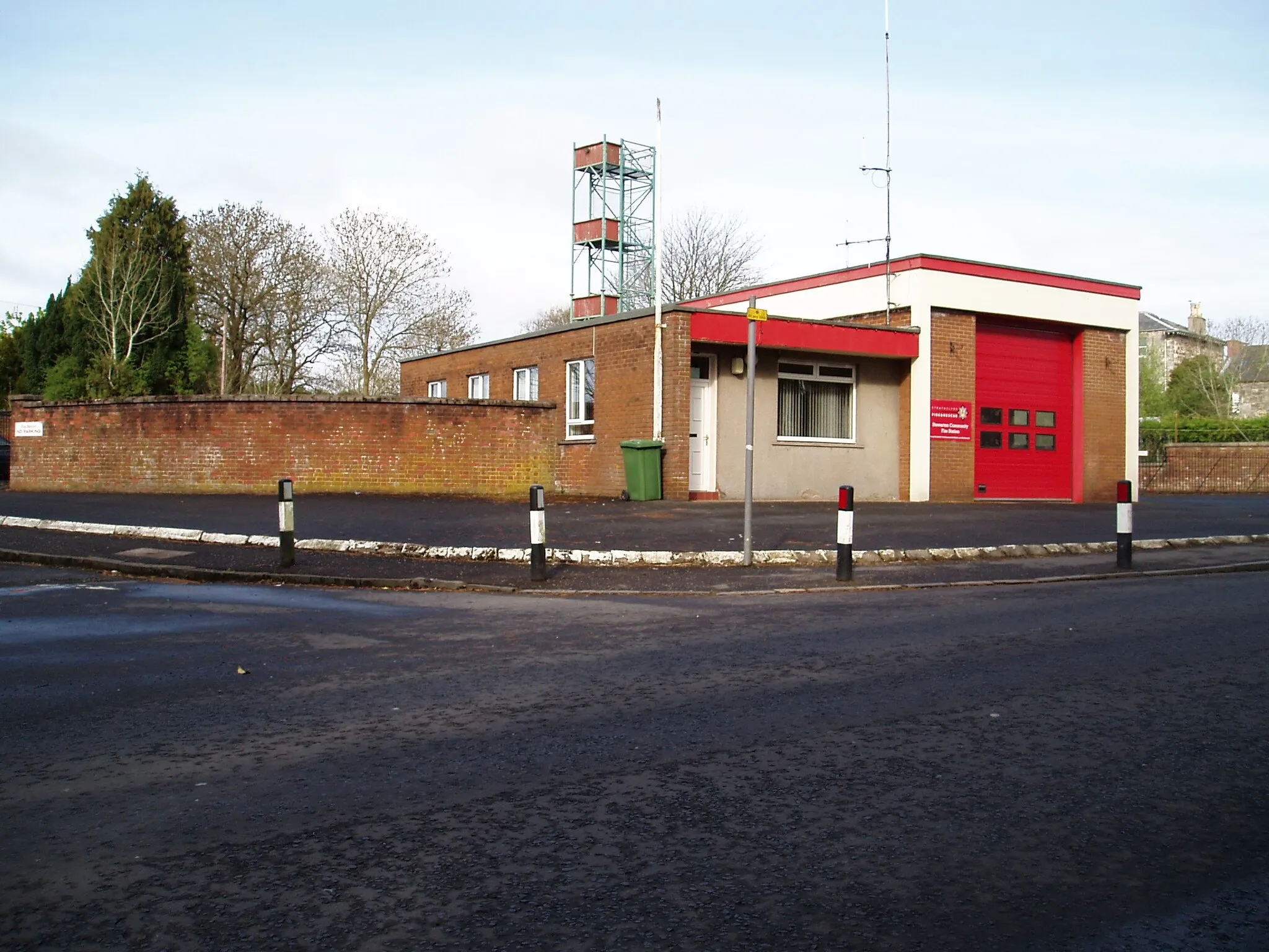 Photo showing: Stewarton Fire Station