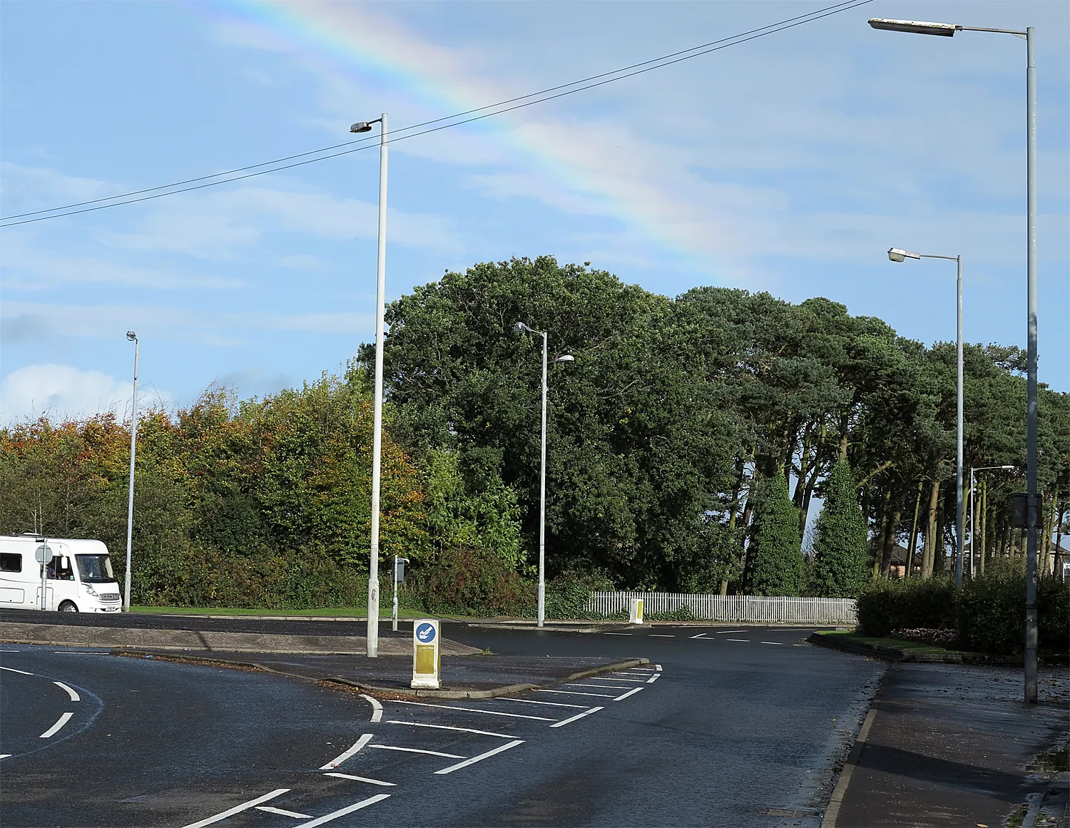 Photo showing: Roundabout on A71