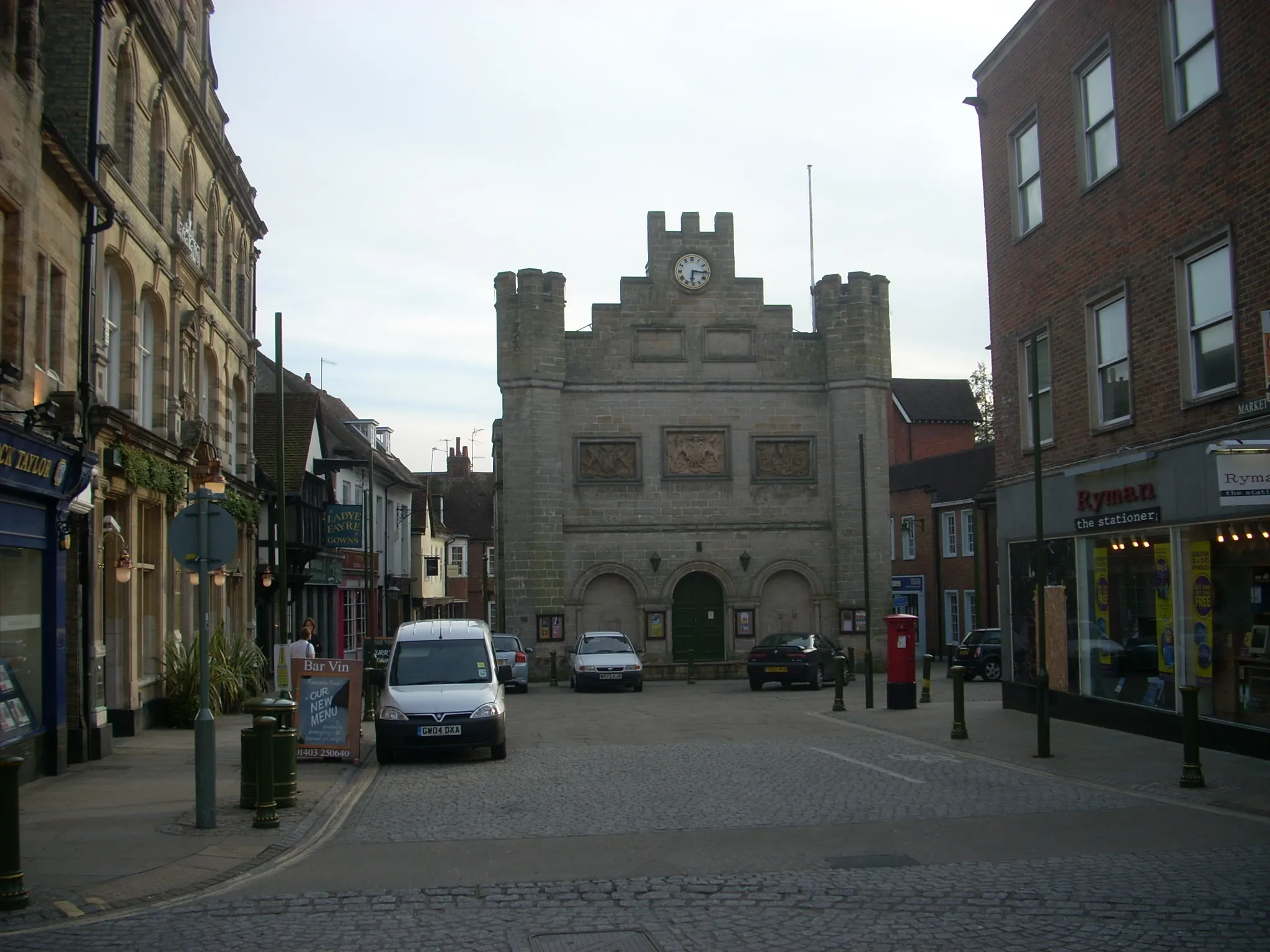 Photo showing: Horsham Town Hall