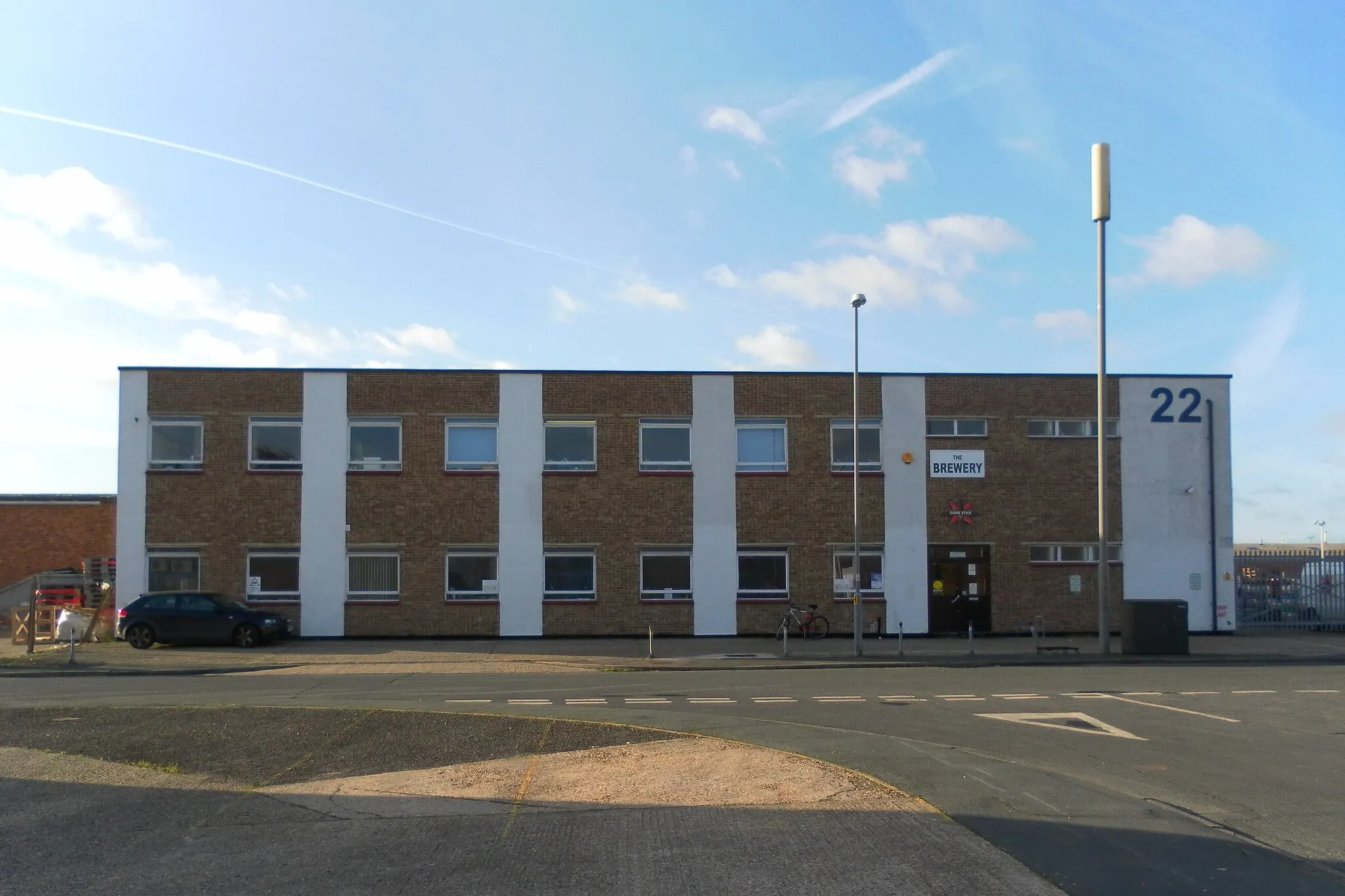 Photo showing: Dark Star Brewery, Star Road Industrial Estate, Partridge Green, West Sussex, England.  Opened in 2010 after the brewery moved here from nearby Ansty.