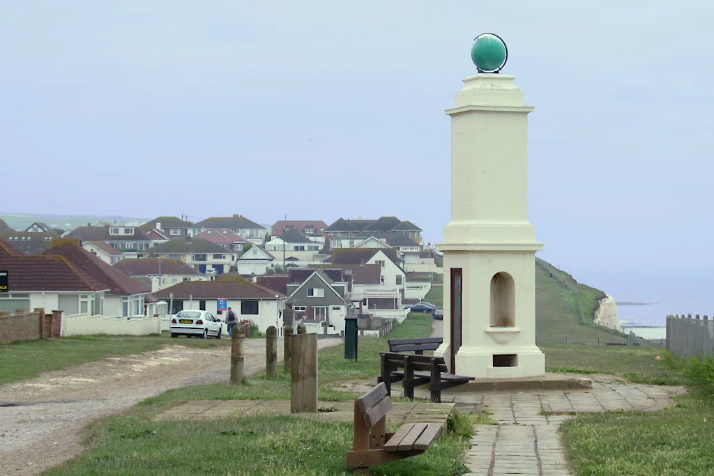 Photo showing: Meridian marker at Peacehaven, East Sussex